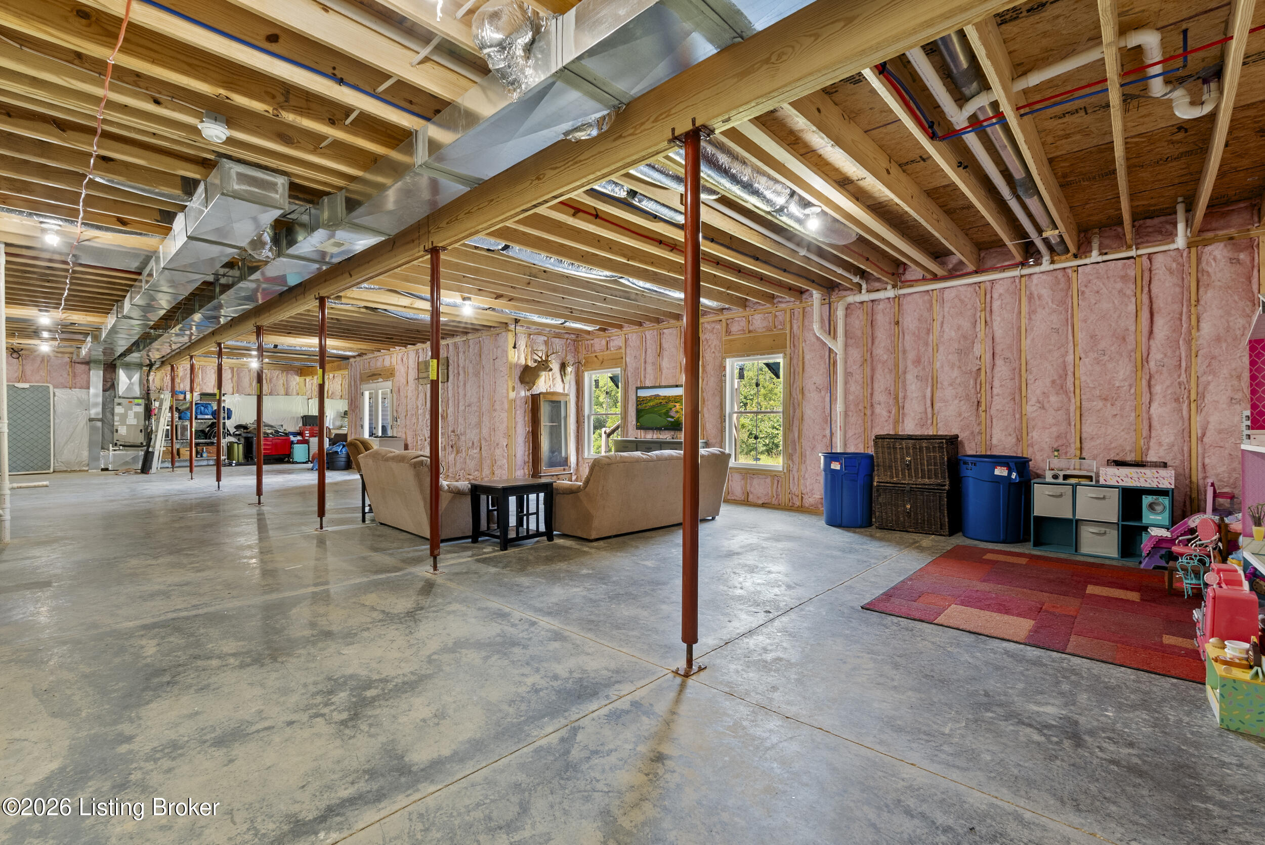 99 Roosevelt Ct