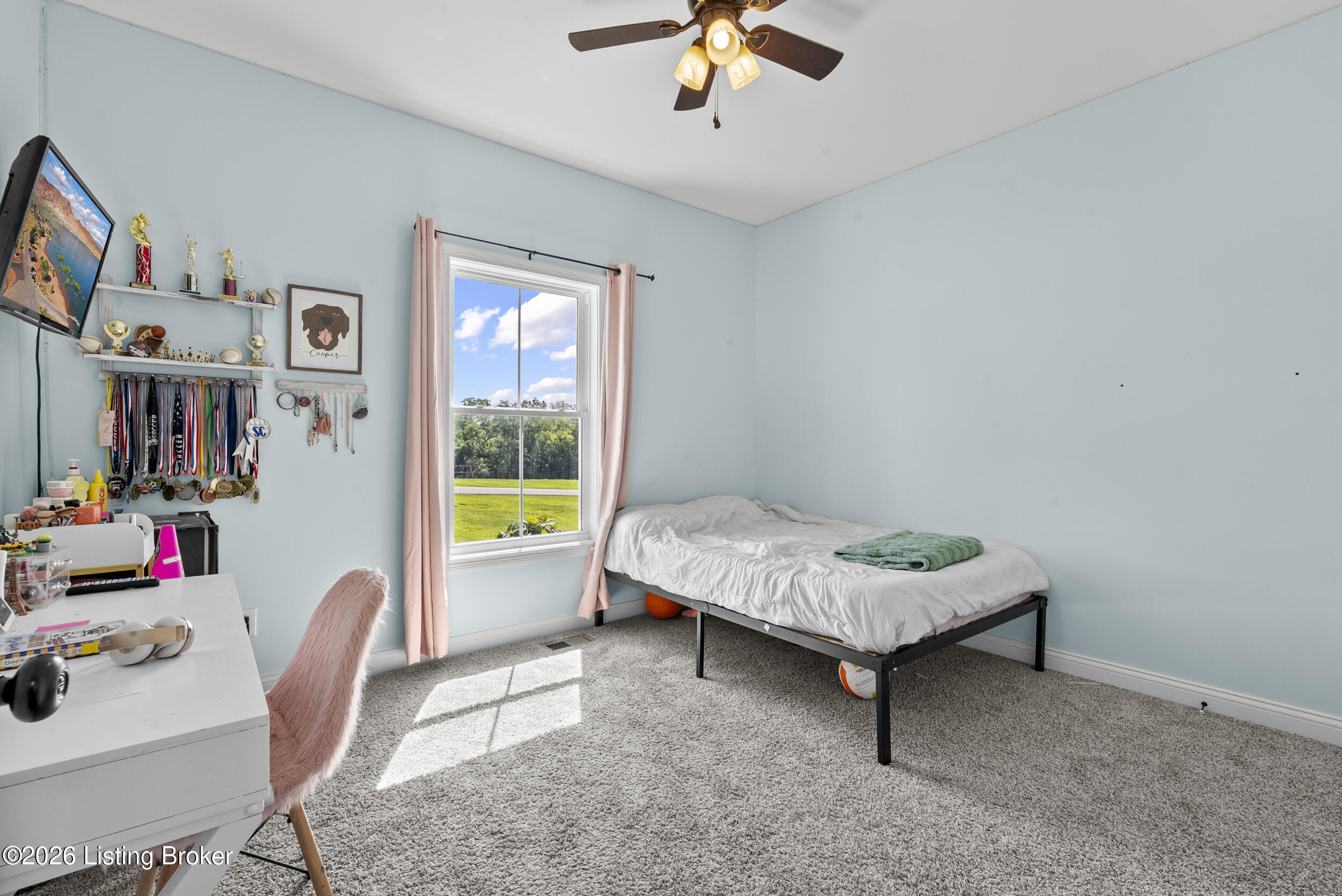 99 Roosevelt Ct