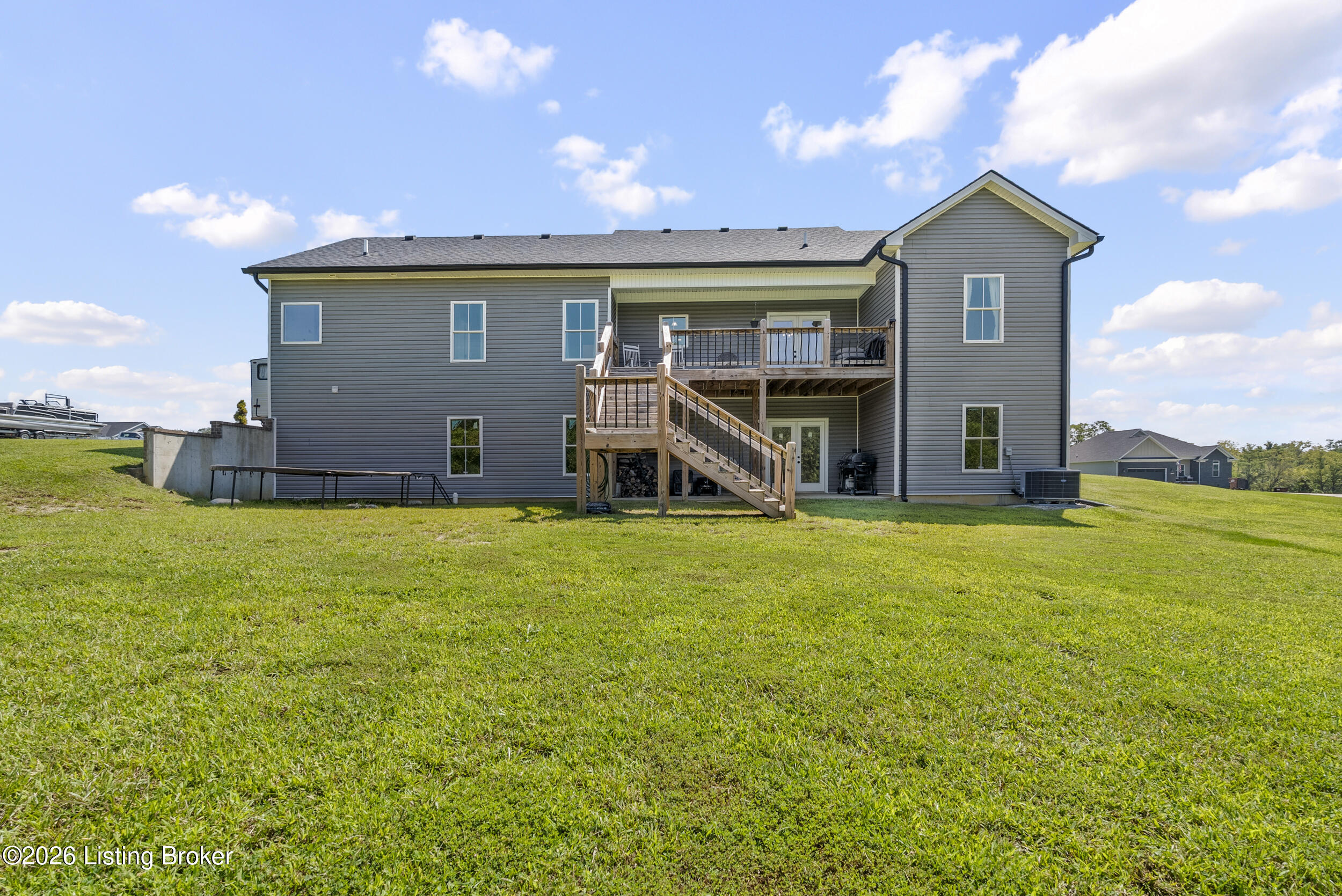 99 Roosevelt Ct