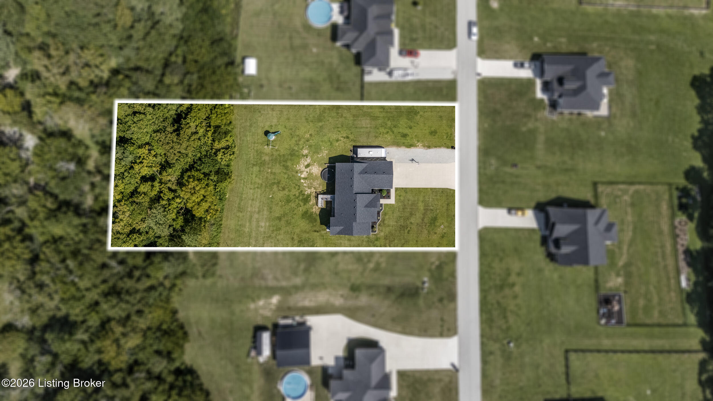 99 Roosevelt Ct