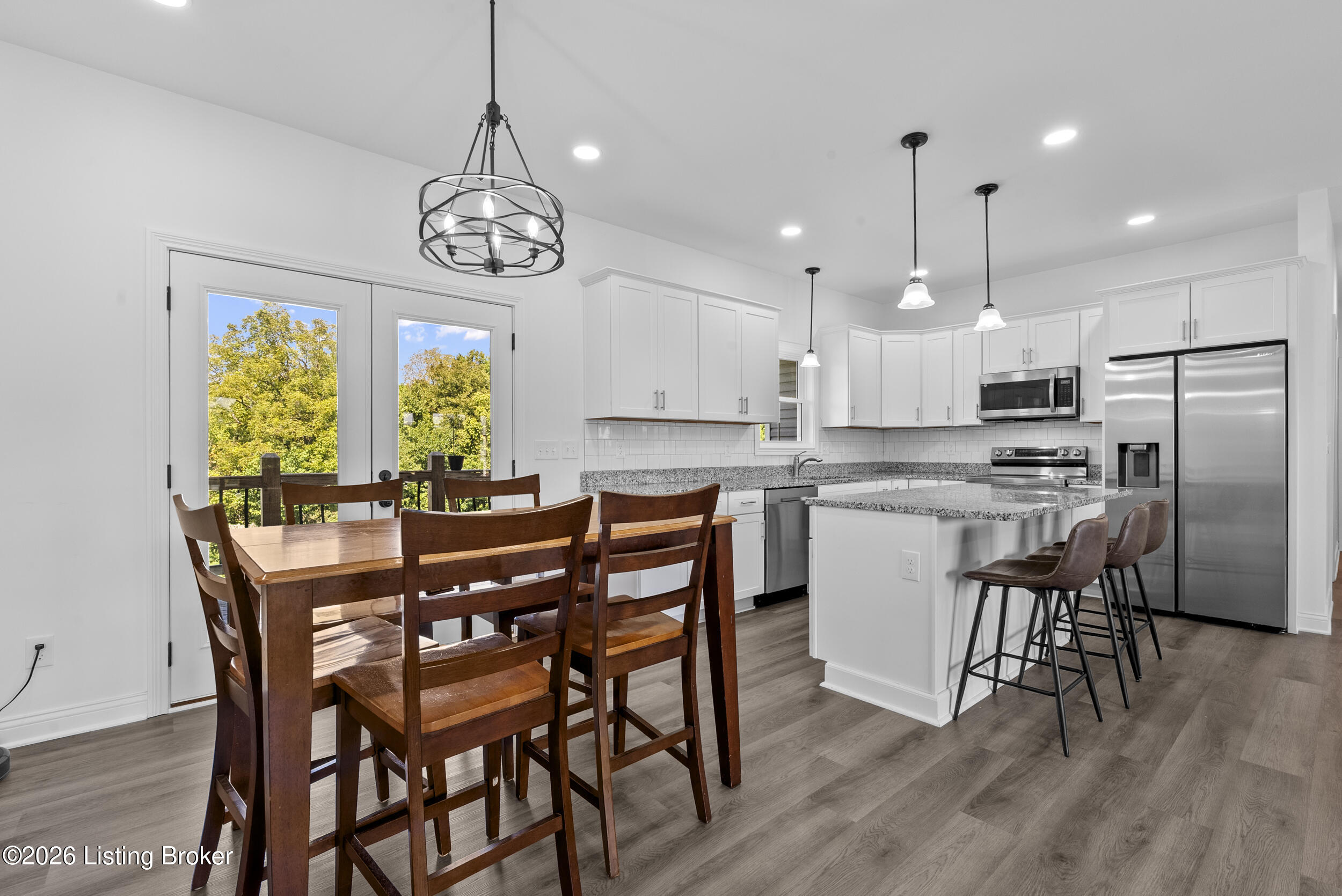 99 Roosevelt Ct