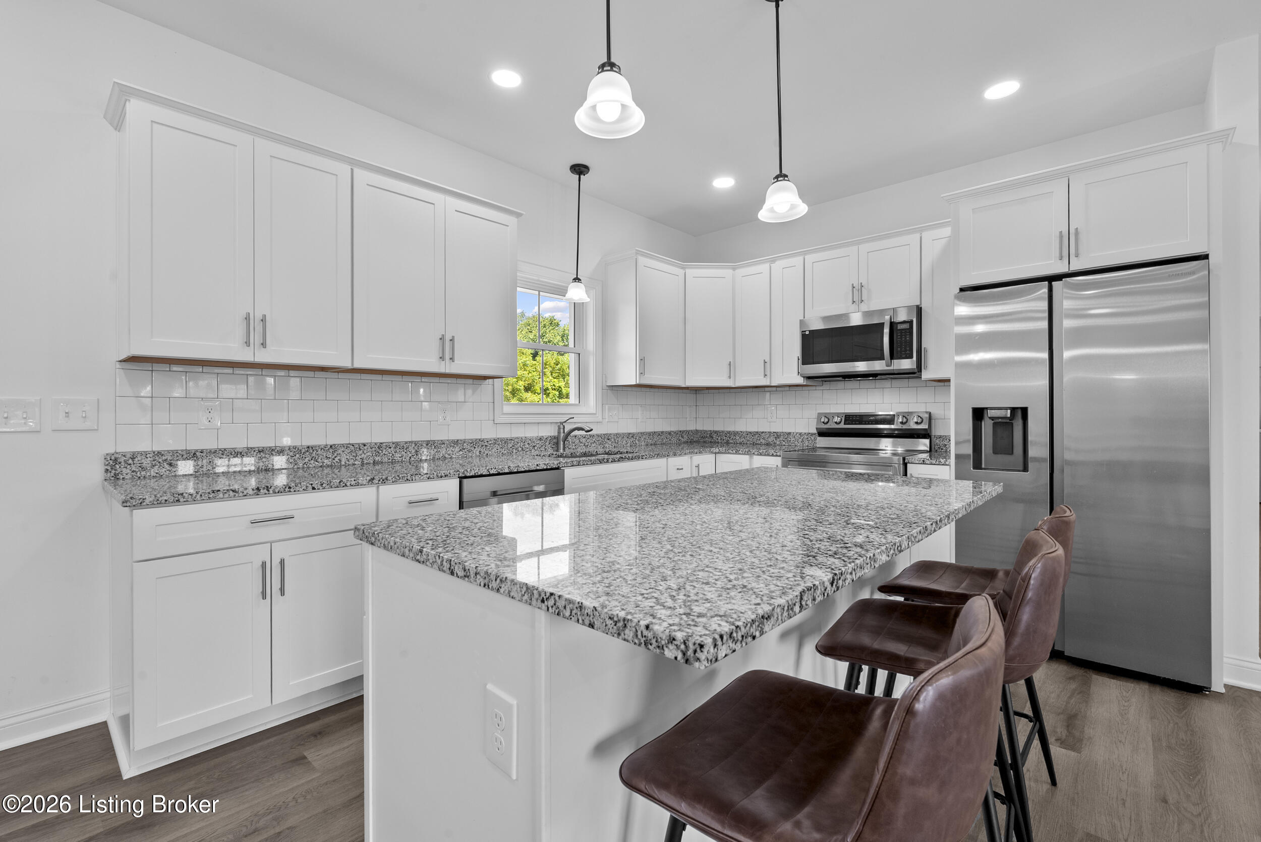 99 Roosevelt Ct