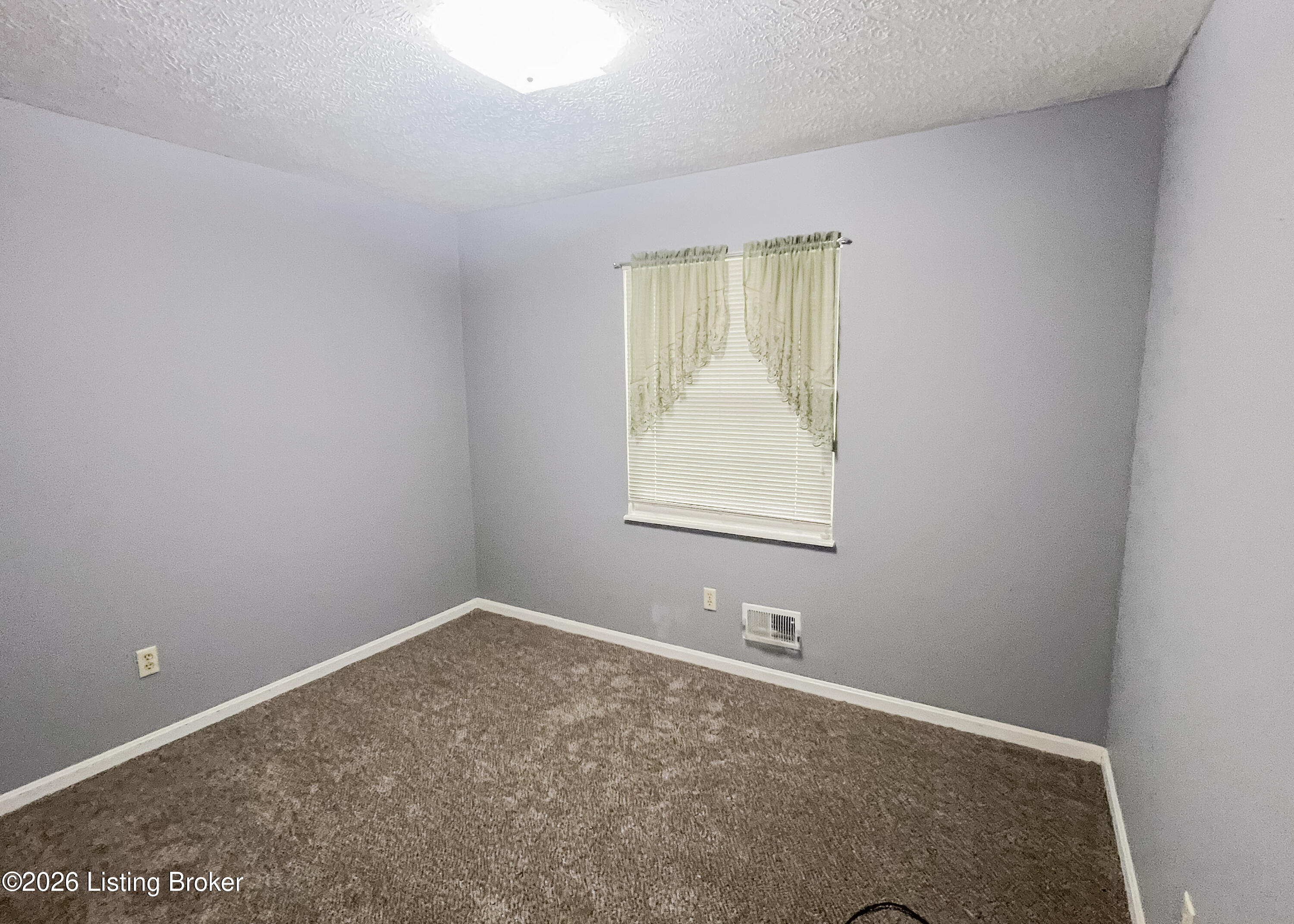 3902 Iron Horse Way