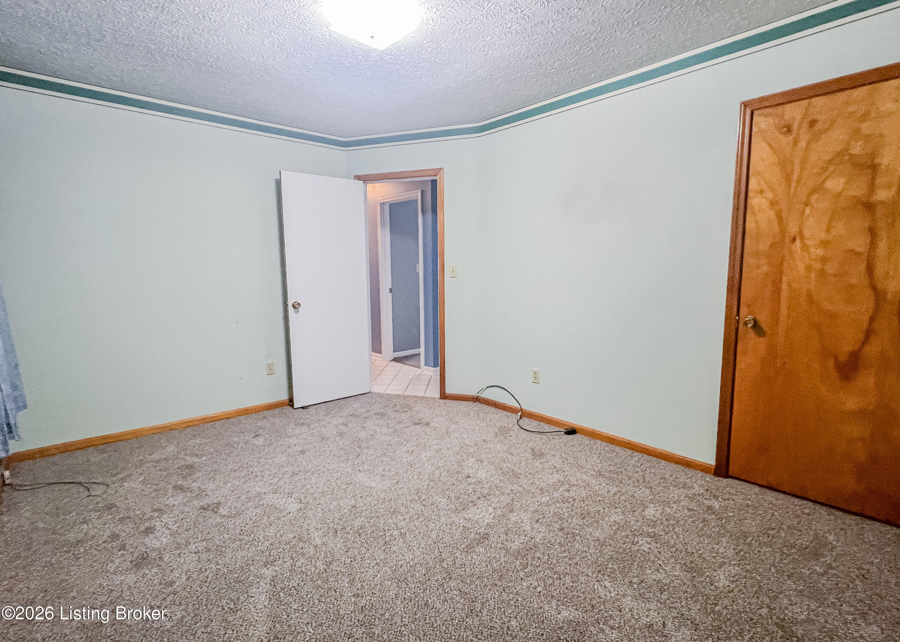 3902 Iron Horse Way