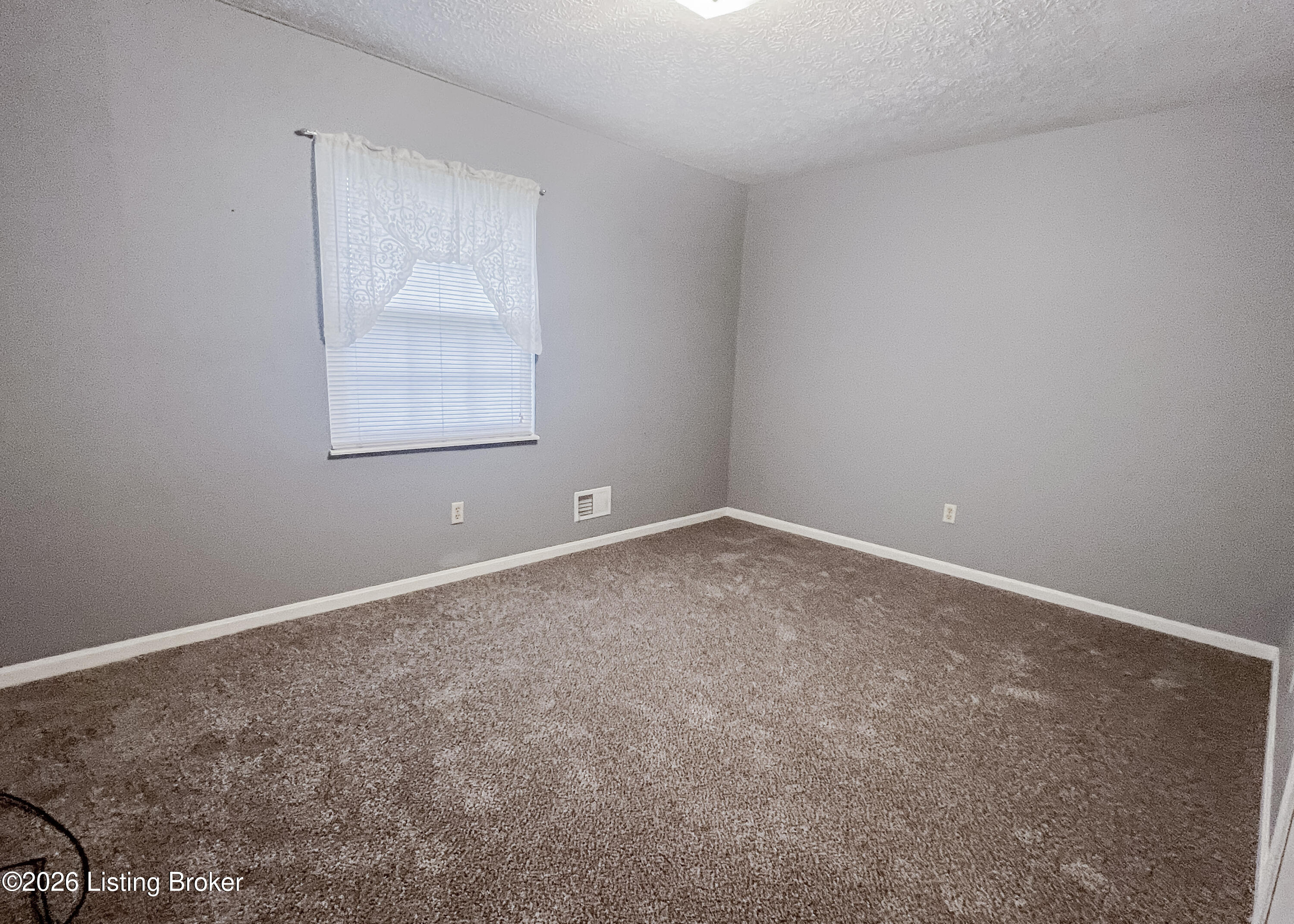 3902 Iron Horse Way