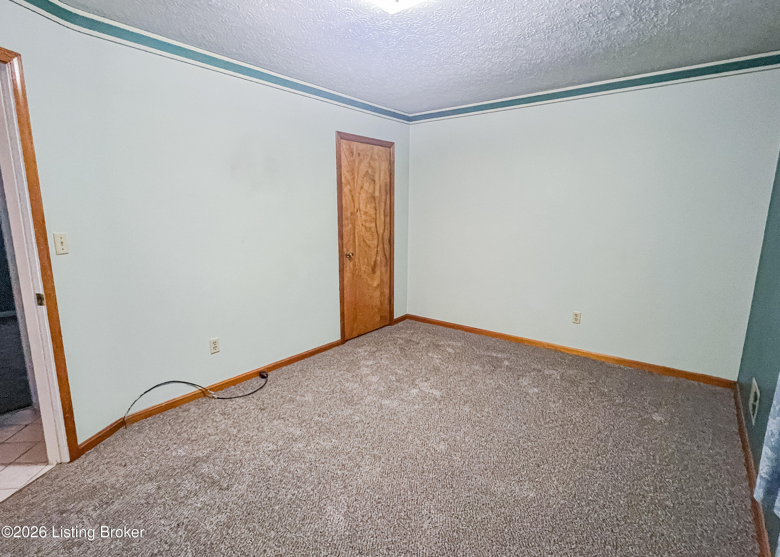 3902 Iron Horse Way