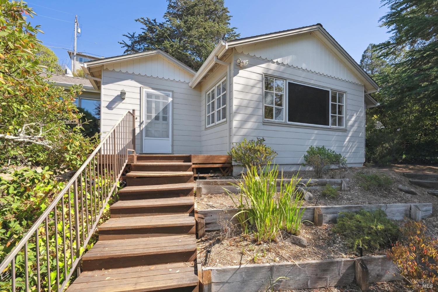 207 Meda Ct