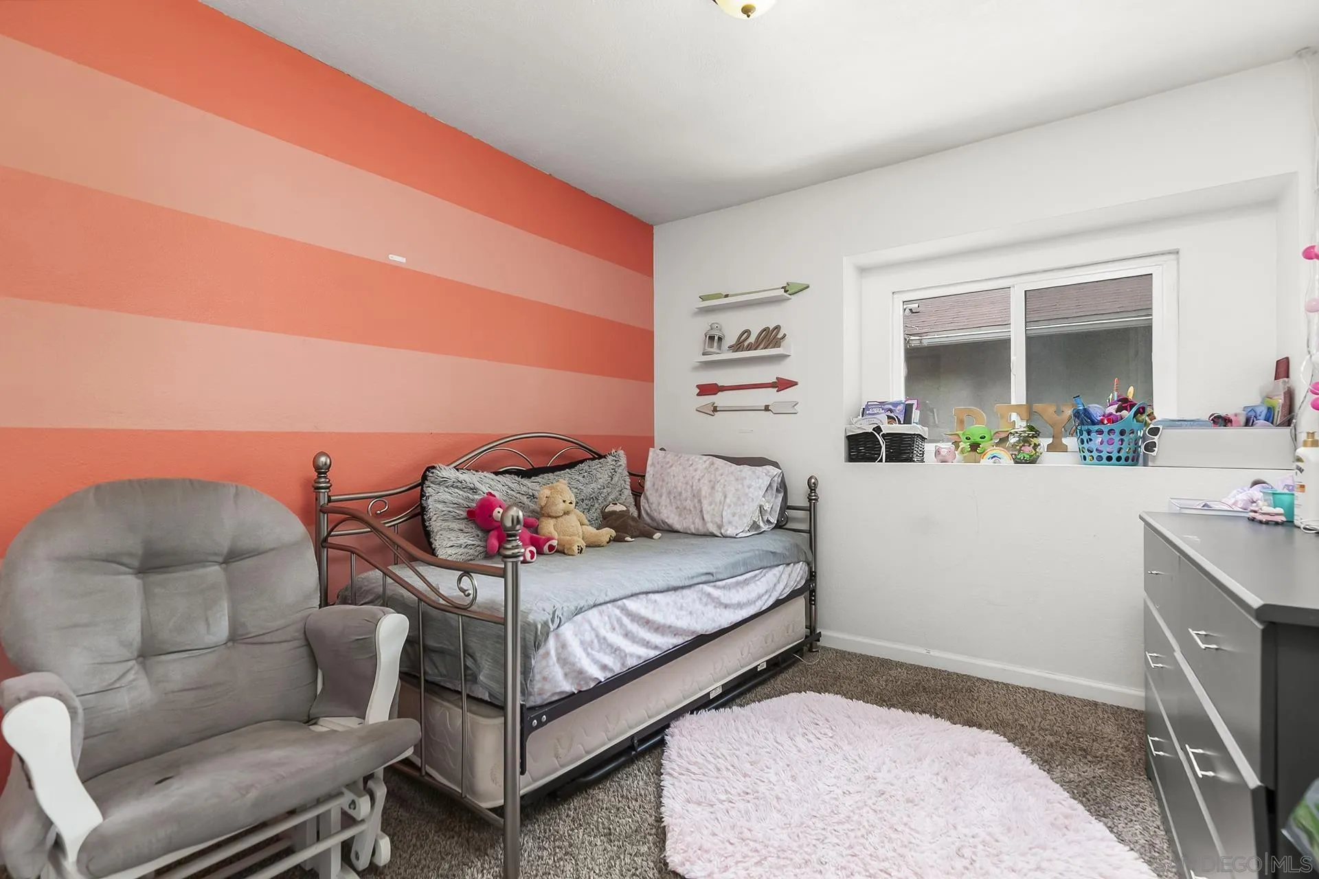 2414 1/2 Grove Ave