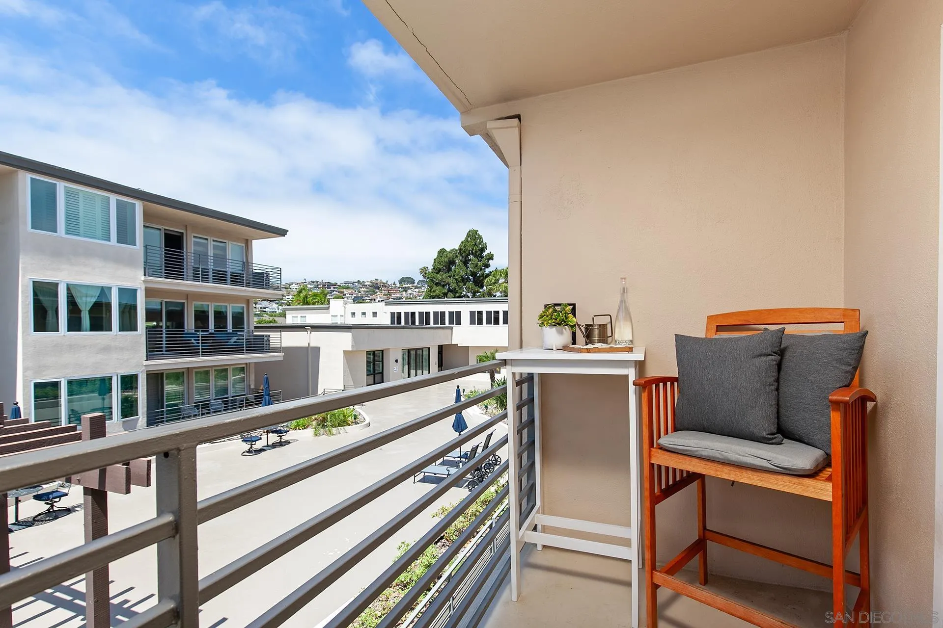 1021 Scott St Unit 225