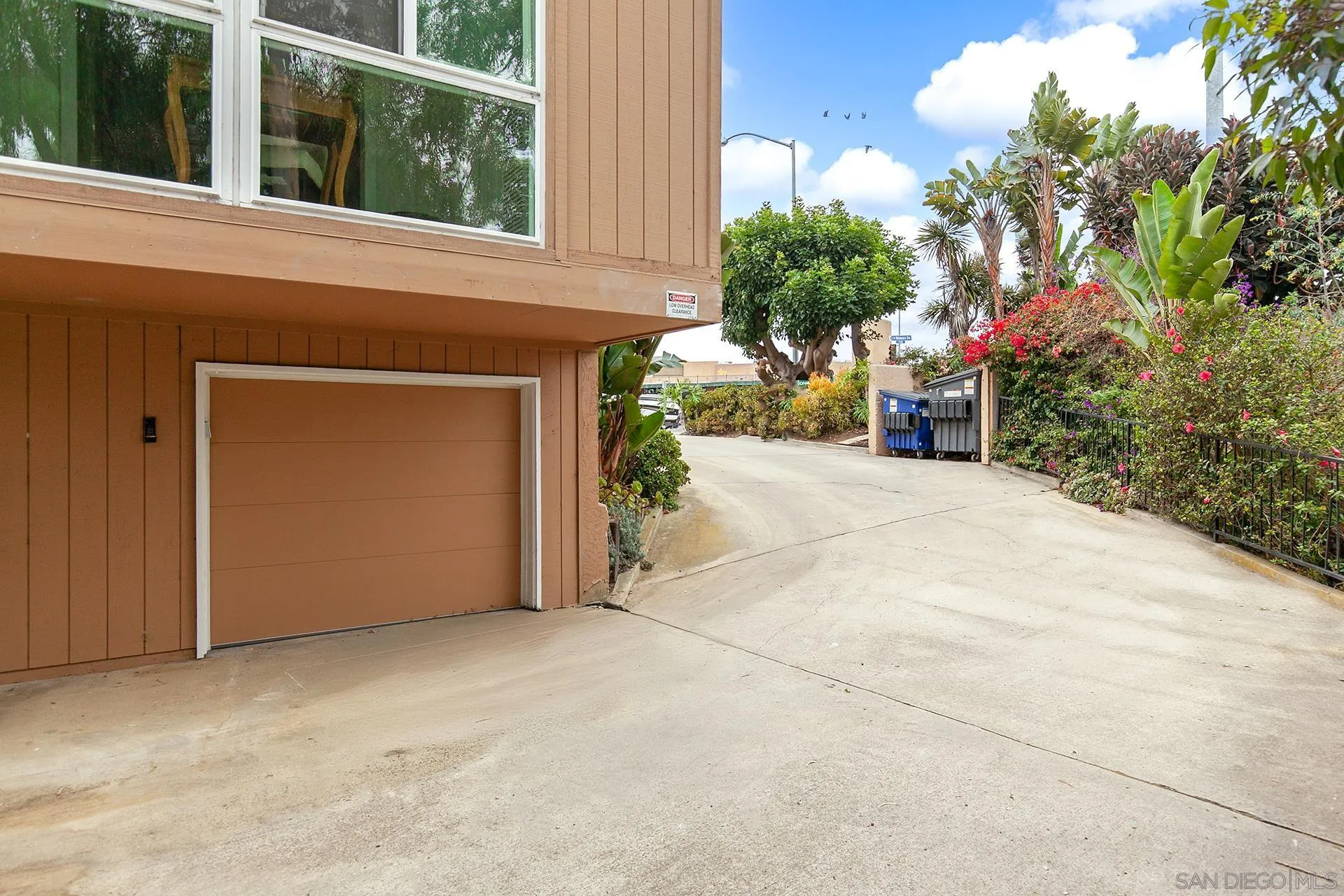 3985 Wabaska Dr Unit 1