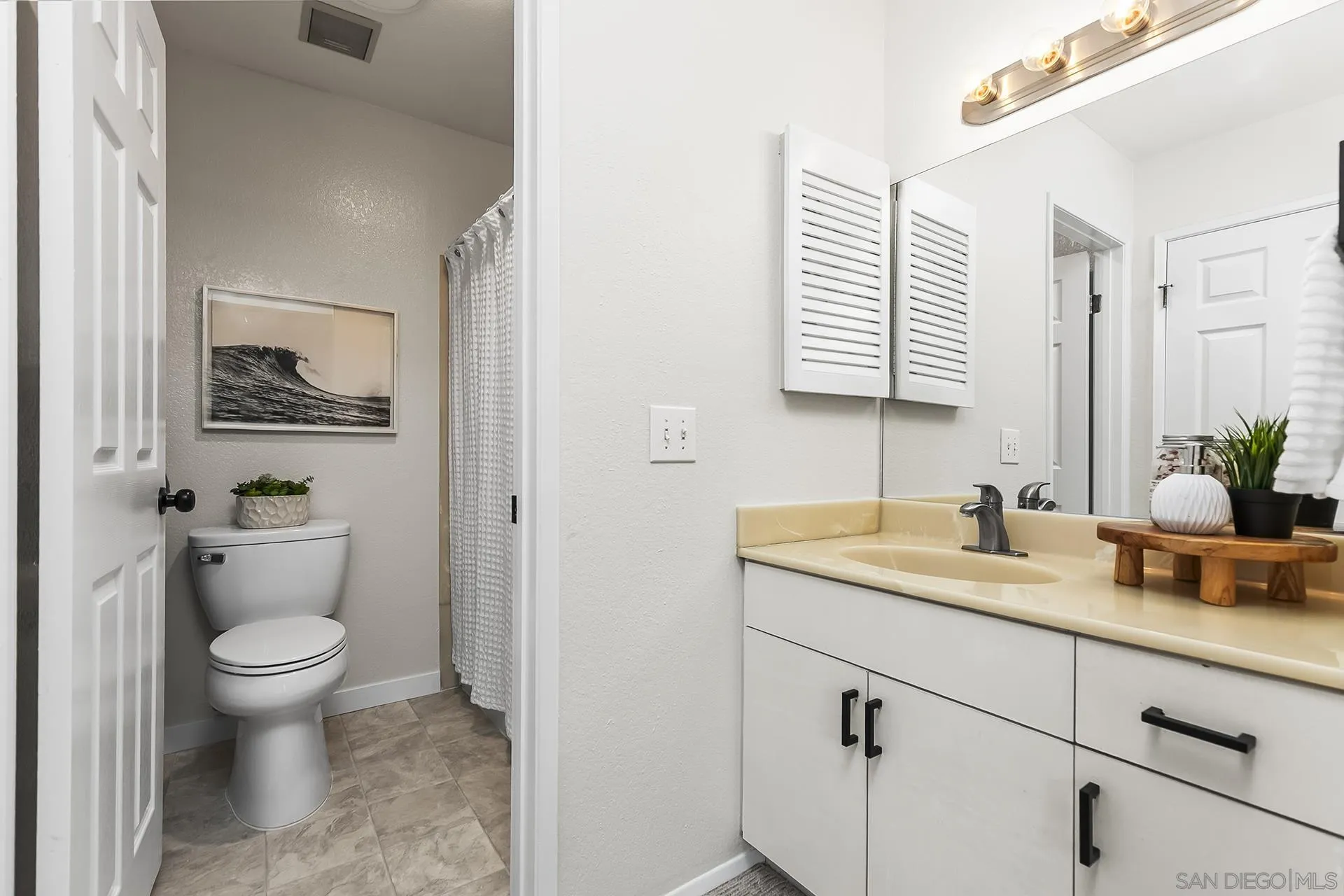 3985 Wabaska Dr Unit 1