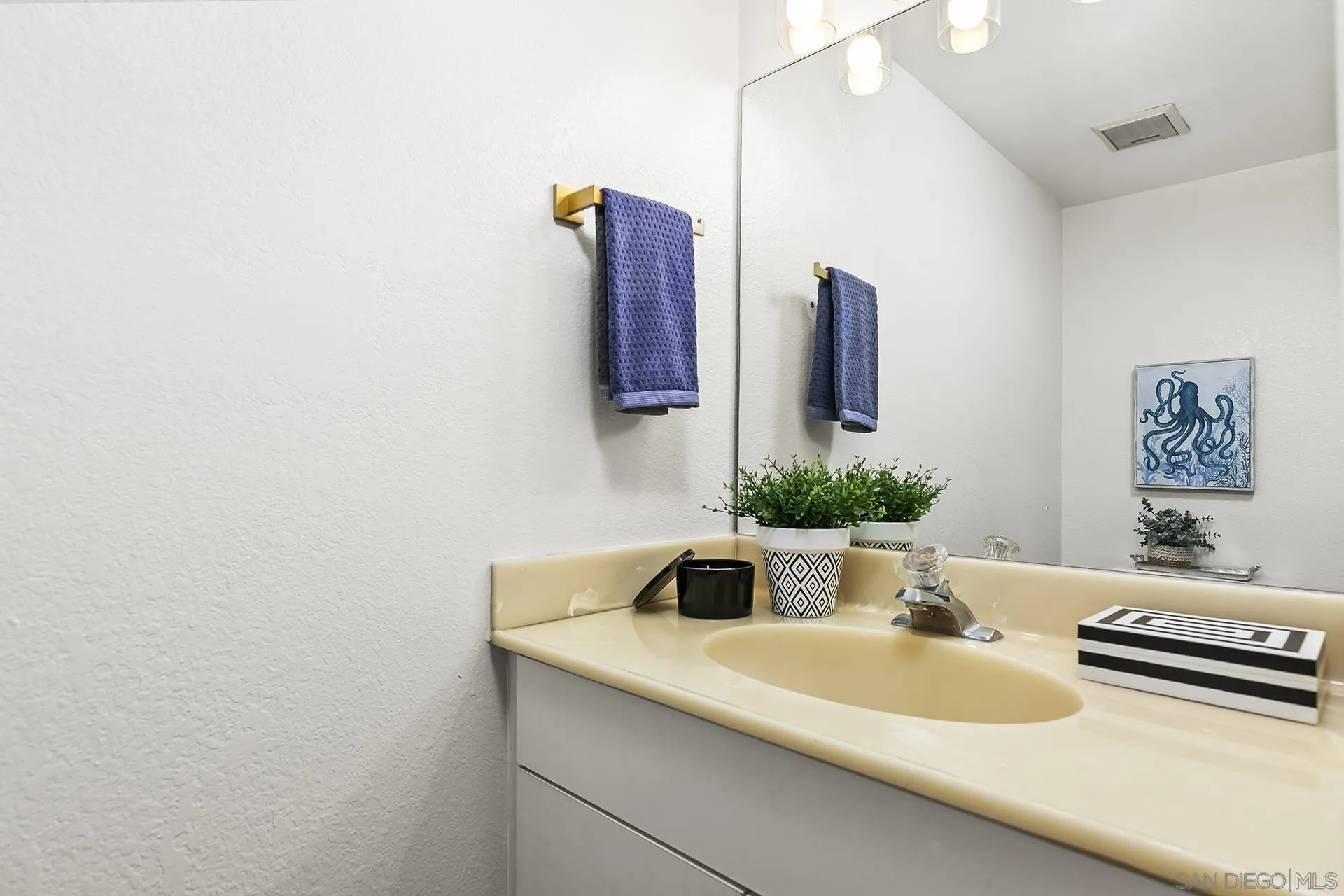 3985 Wabaska Dr Unit 1