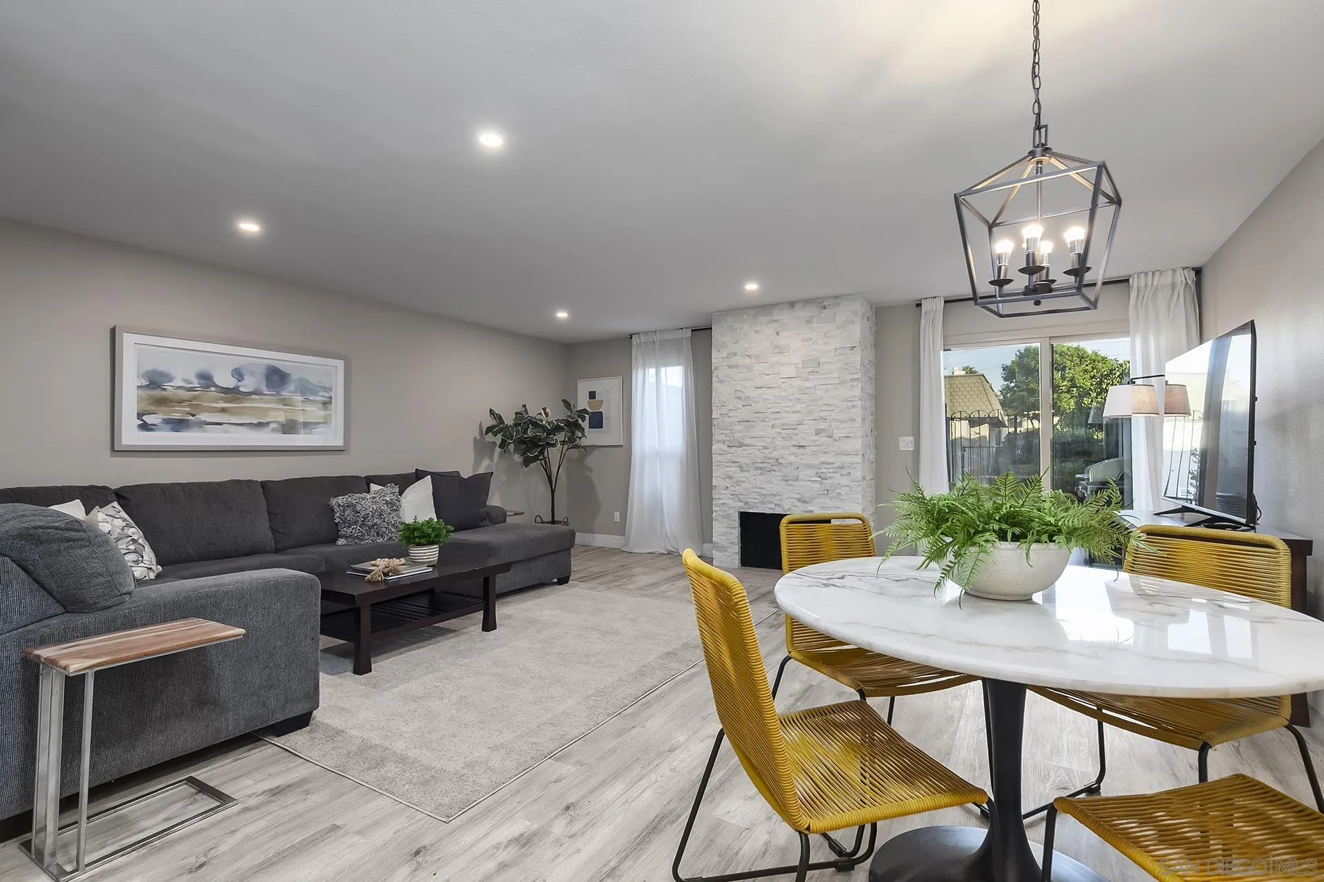 3104 Orleans E