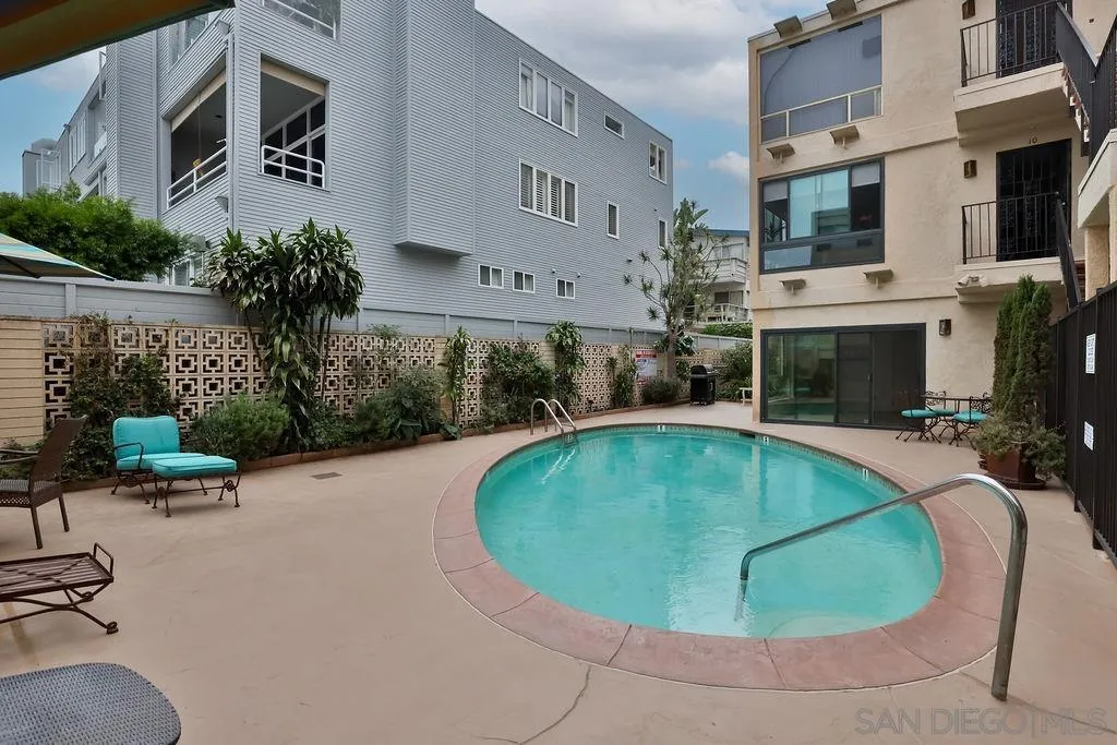 390 San Antonio Ave Unit 13a&c