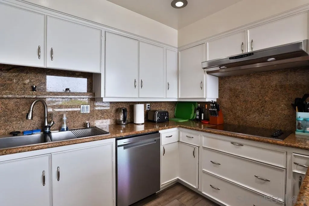390 San Antonio Ave Unit 13a&c