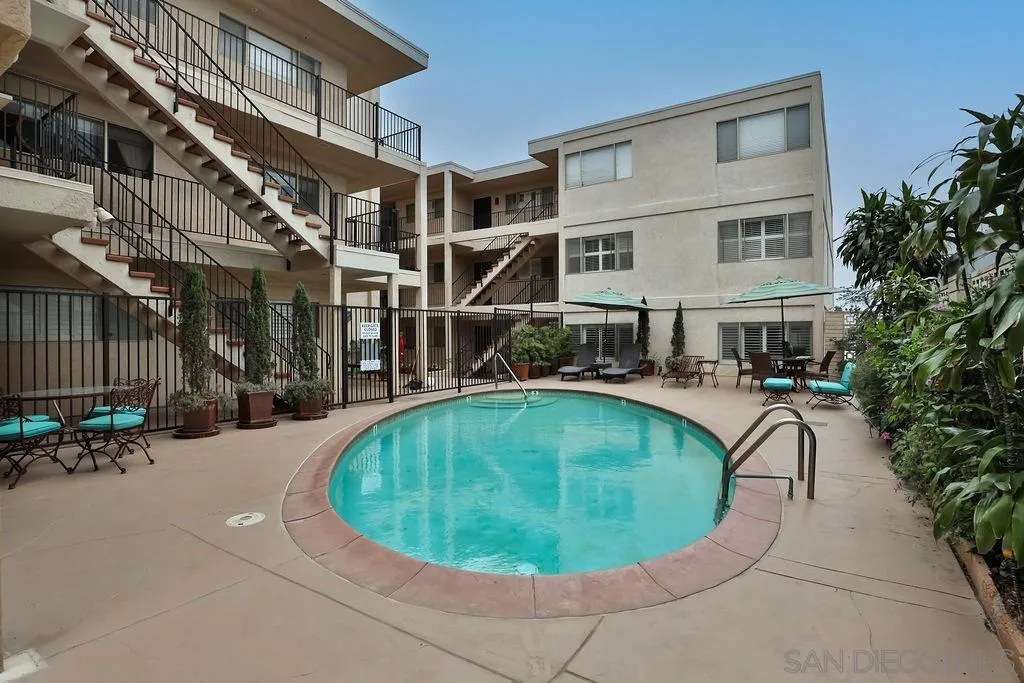 390 San Antonio Ave Unit 13a&c
