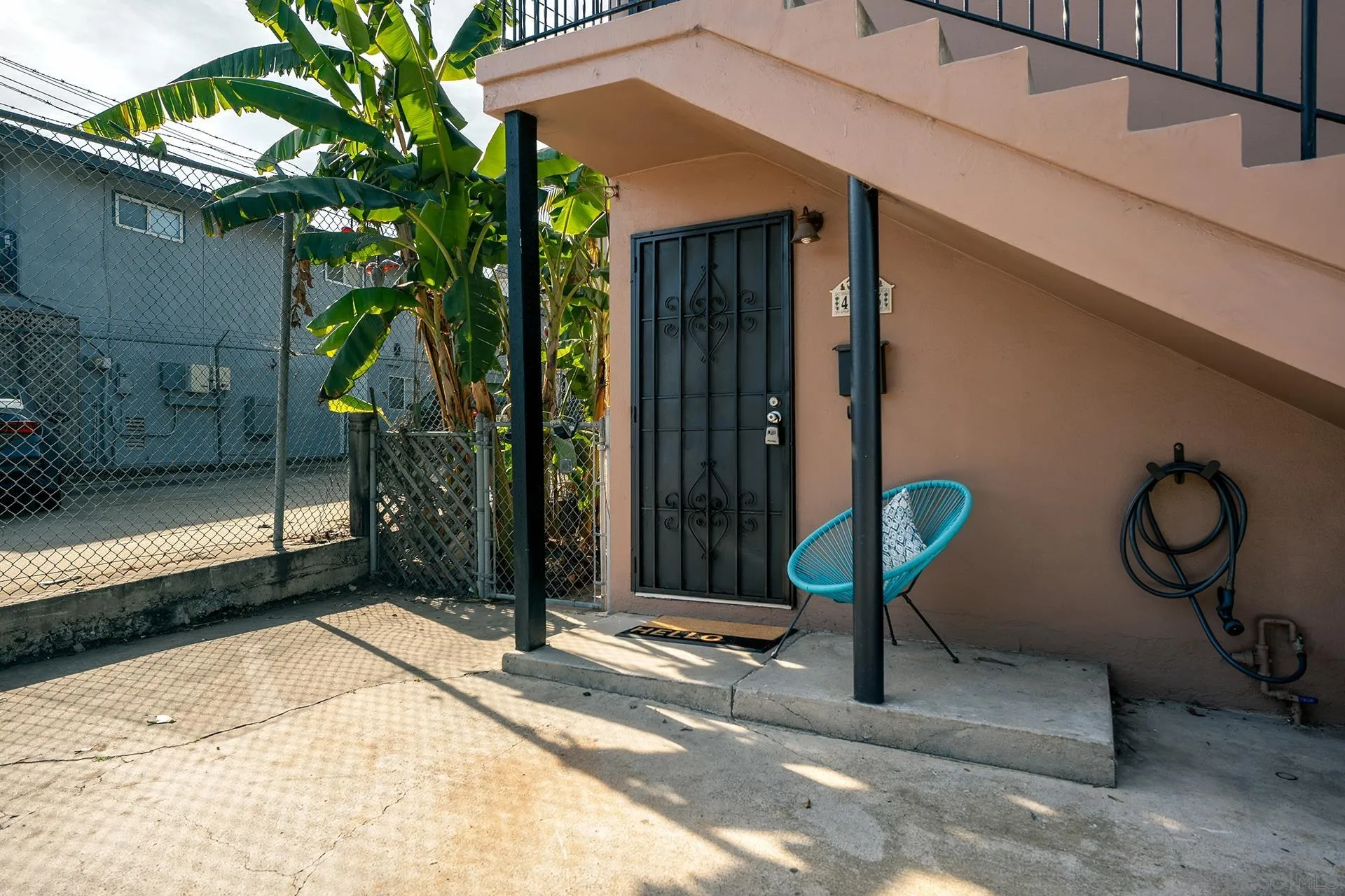 4225-4227 Whittier St