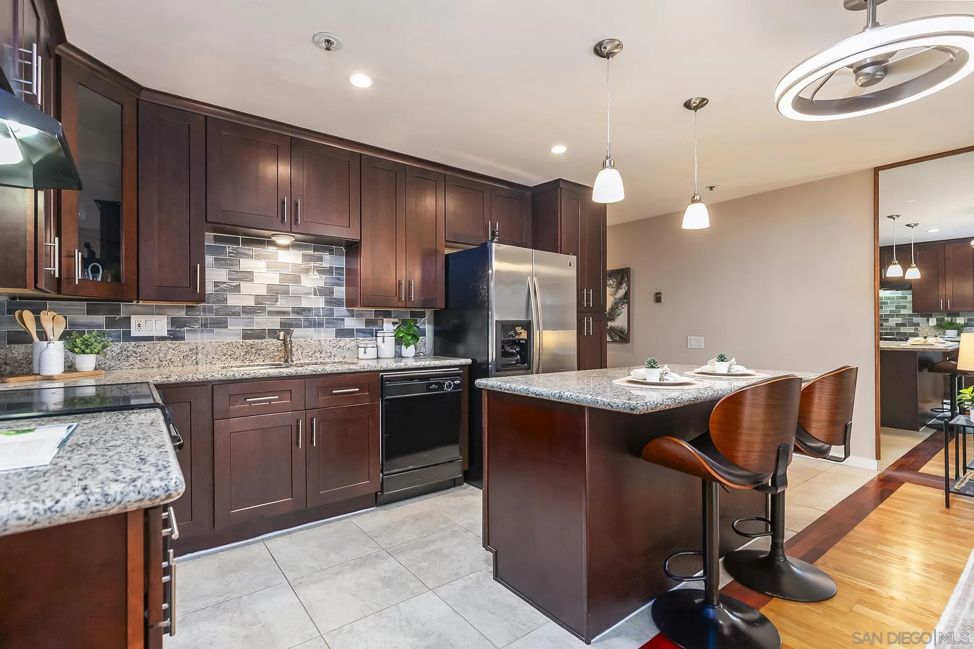 4878 Pescadero Ave Unit 103, San Diego Unit: 103