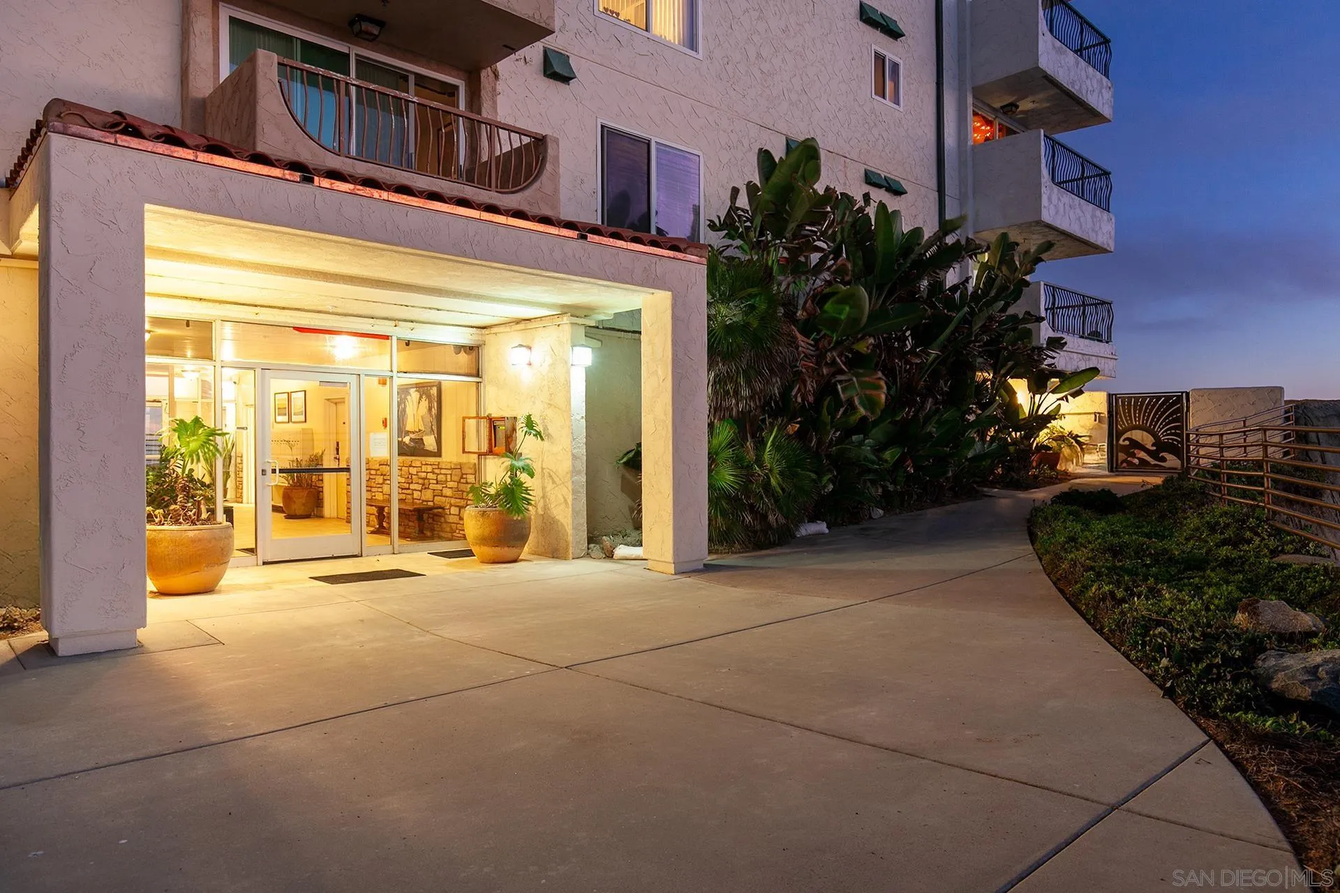 4878 Pescadero Ave Unit 103, San Diego Unit: 103