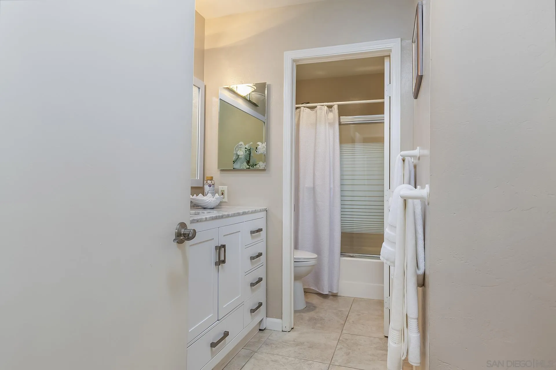 4878 Pescadero Ave Unit 103, San Diego Unit: 103