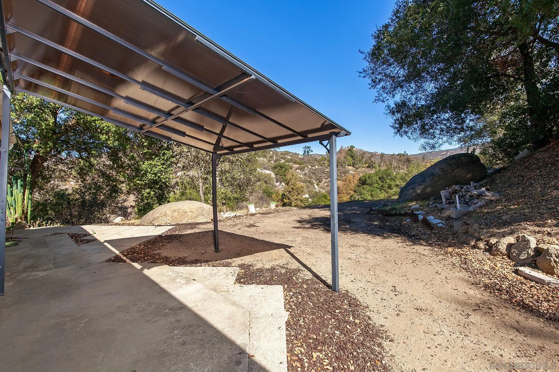 1167 Peutz Valley Rd