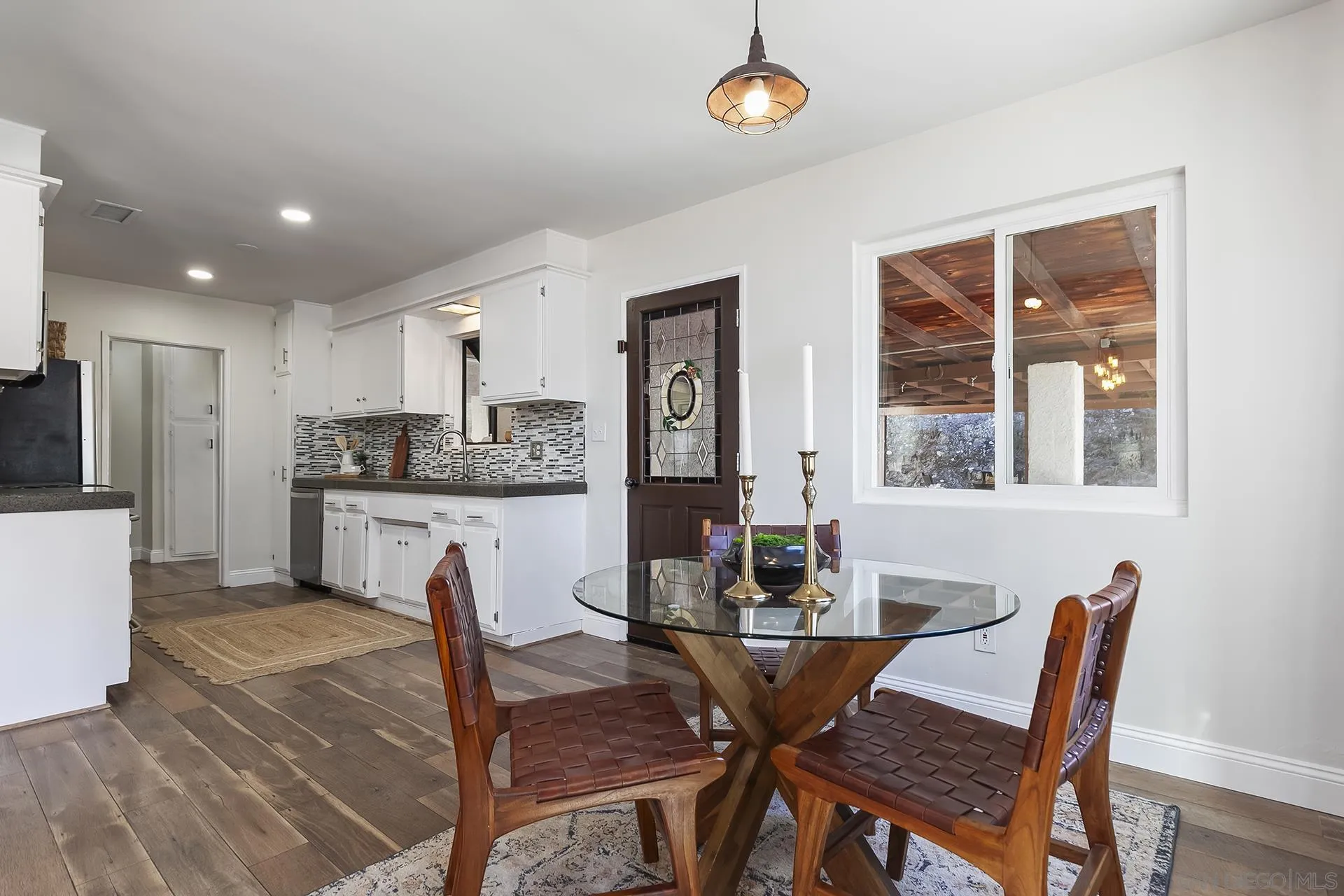 1167 Peutz Valley Rd