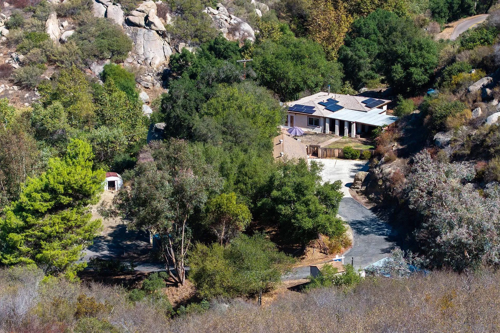 1167 Peutz Valley Rd