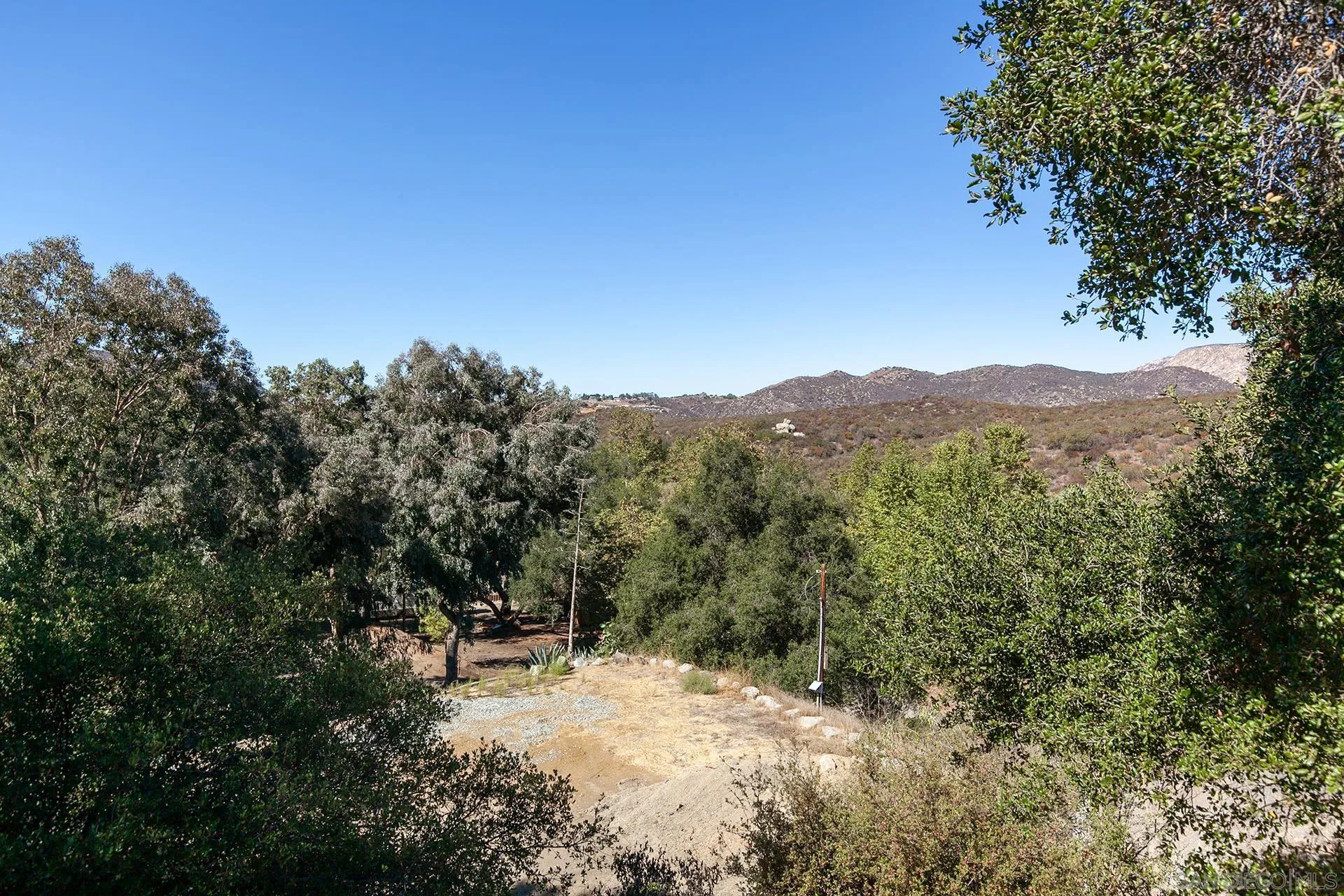 1167 Peutz Valley Rd