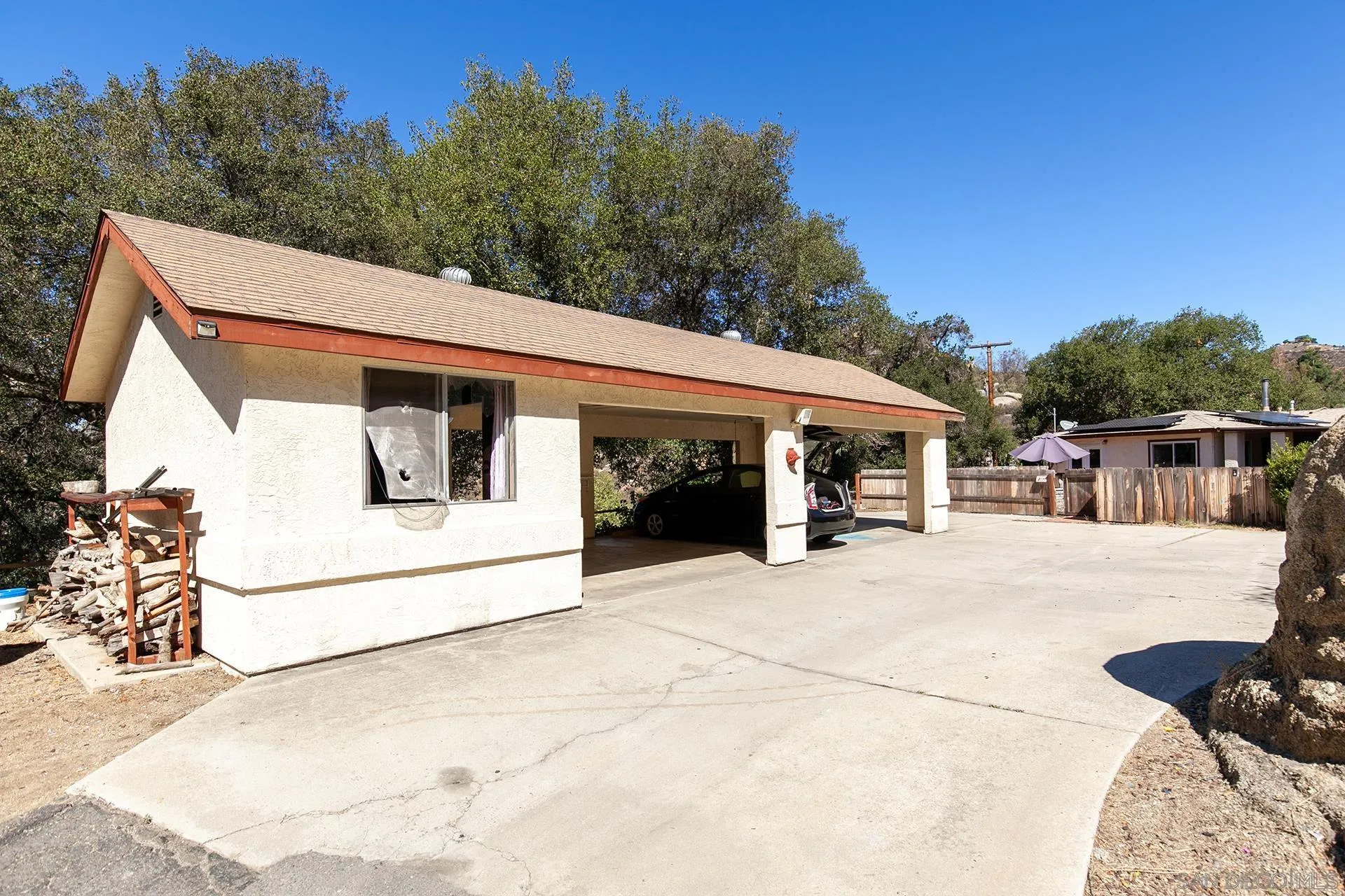 1167 Peutz Valley Rd