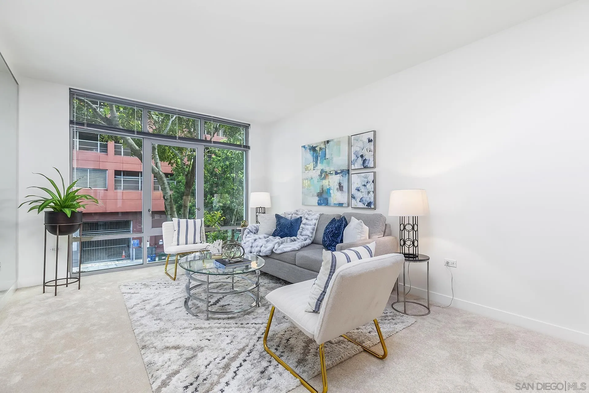 425 W Beech St Unit 327