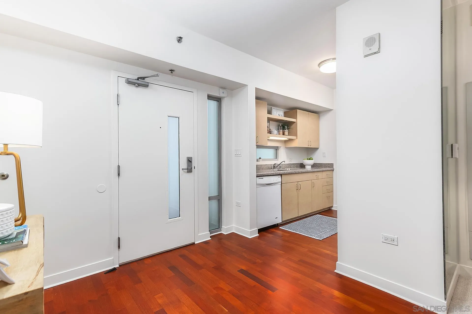 425 W Beech St Unit 327