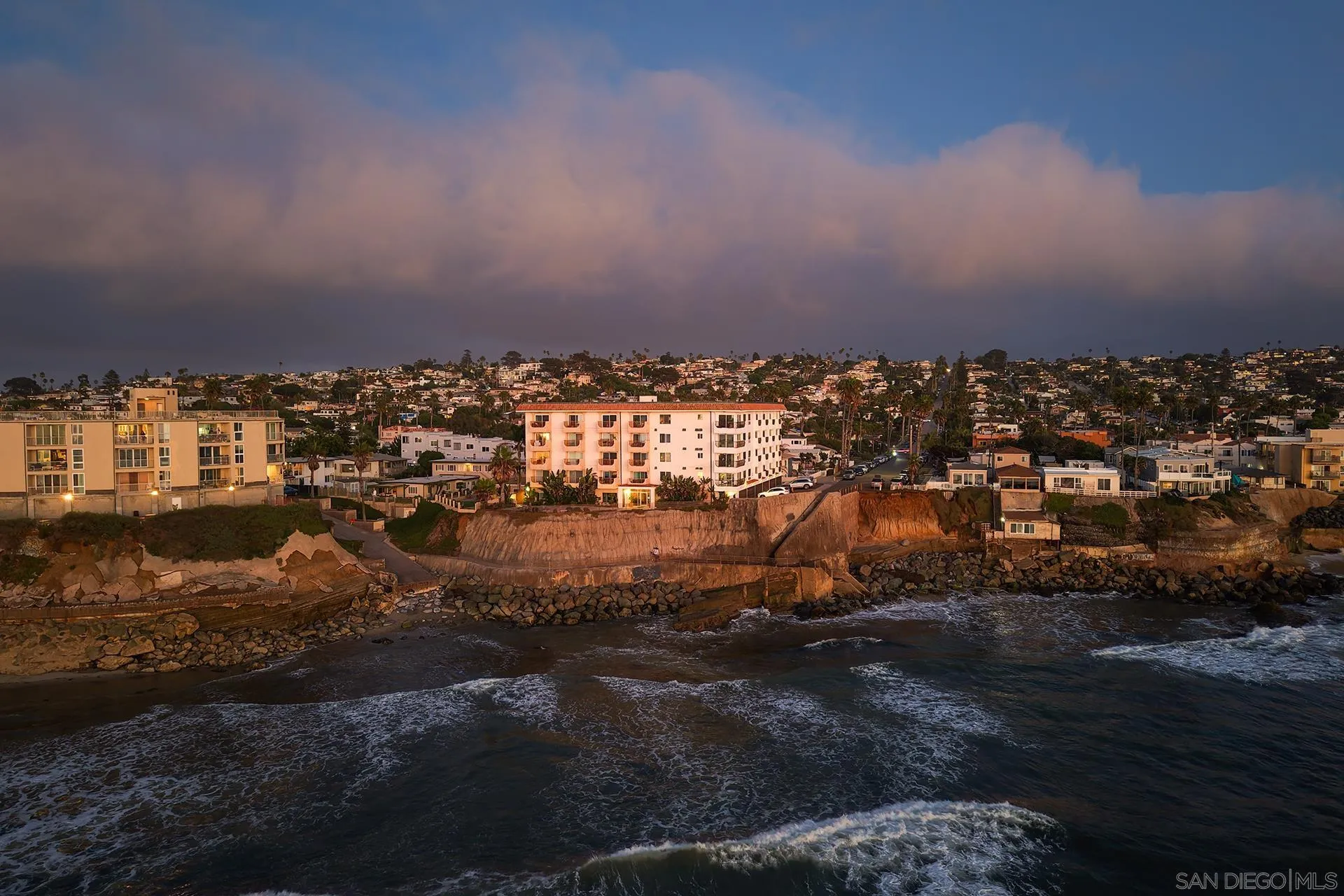 4878 Pescadero Ave Unit 103