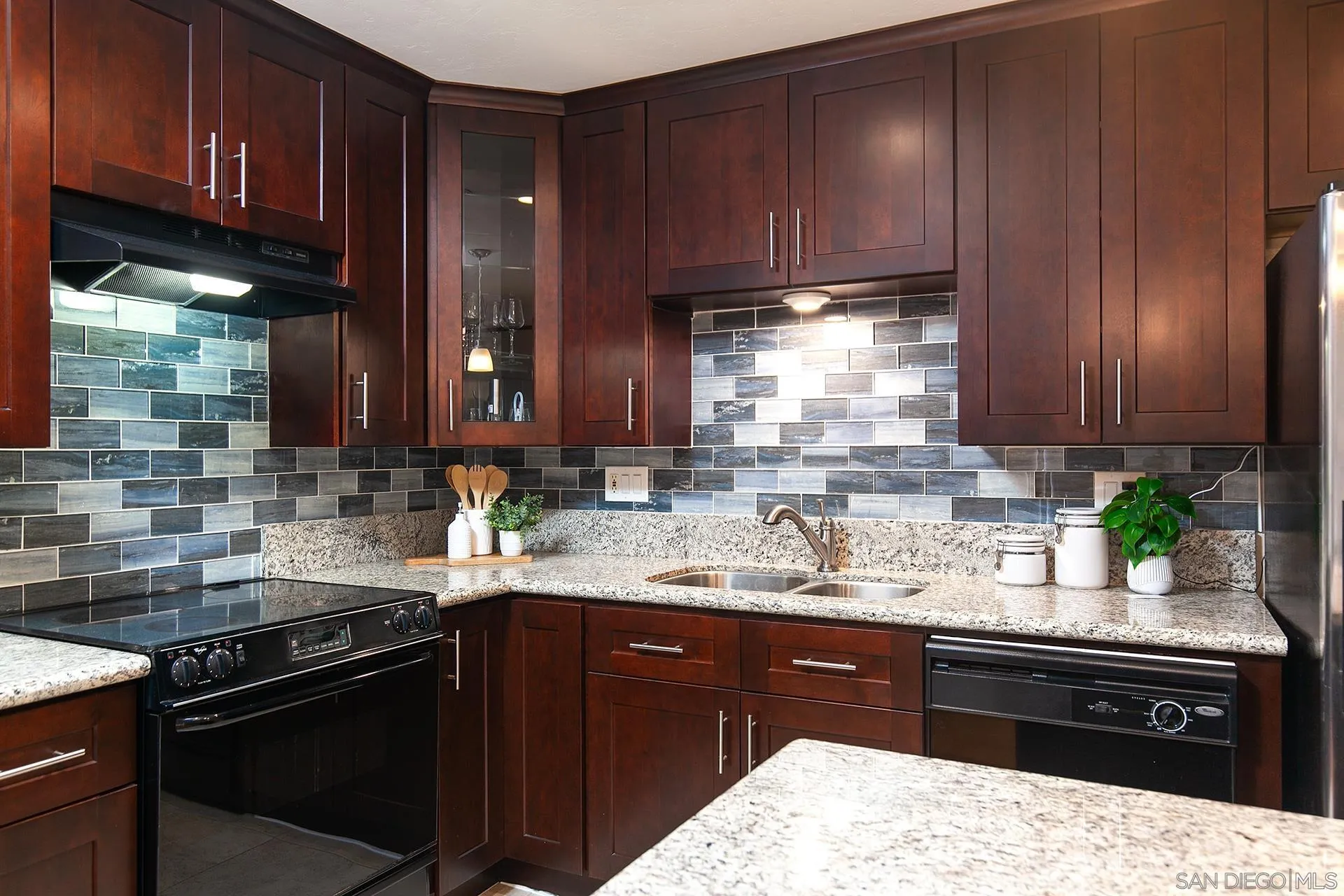 4878 Pescadero Ave Unit 103