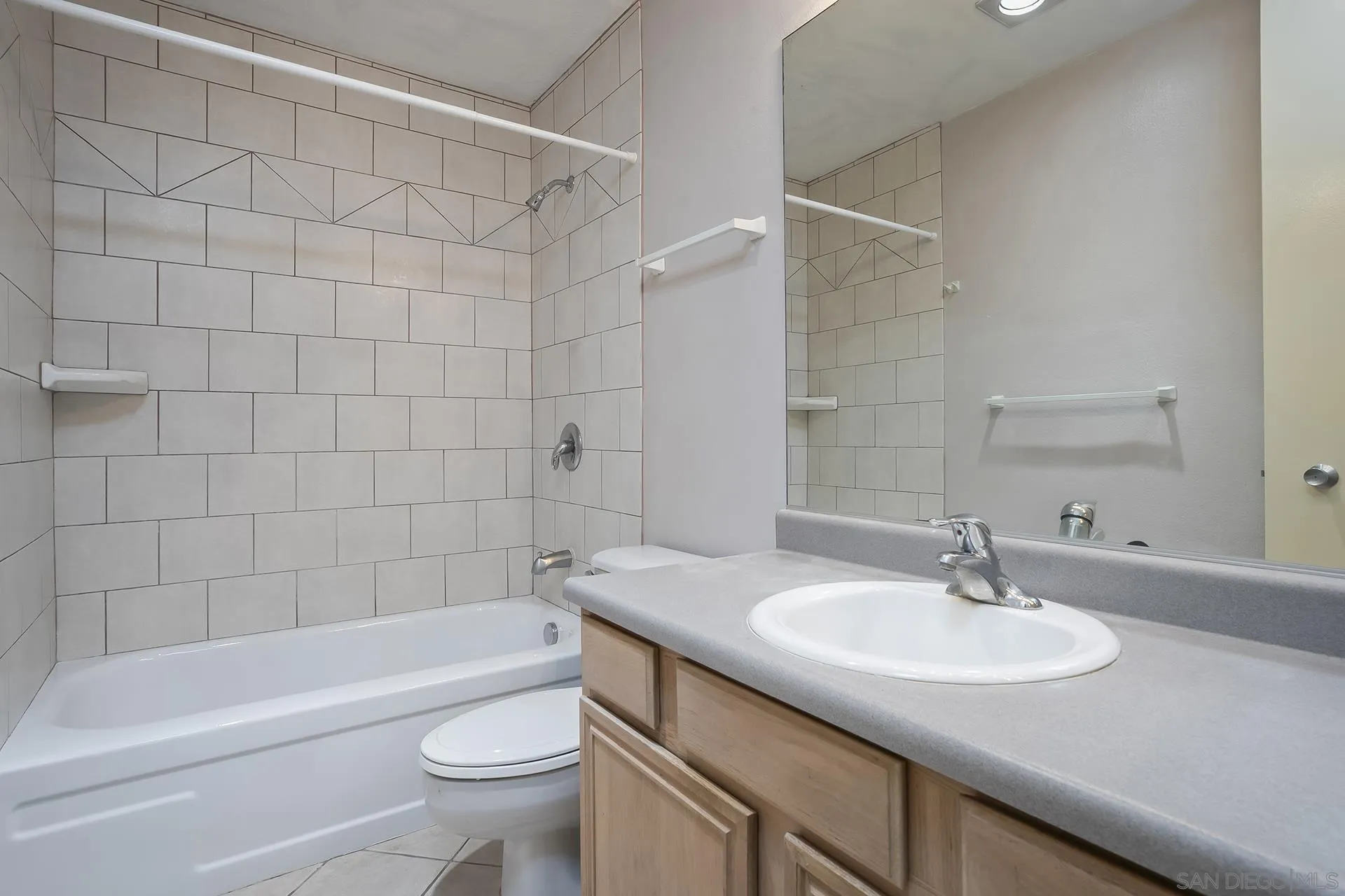 3050 Rue Dorleans Unit 429