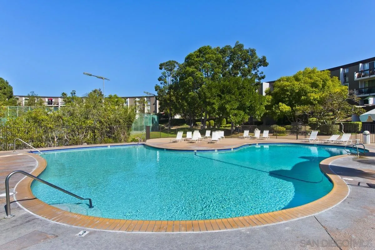 3050 Rue Dorleans Unit 429