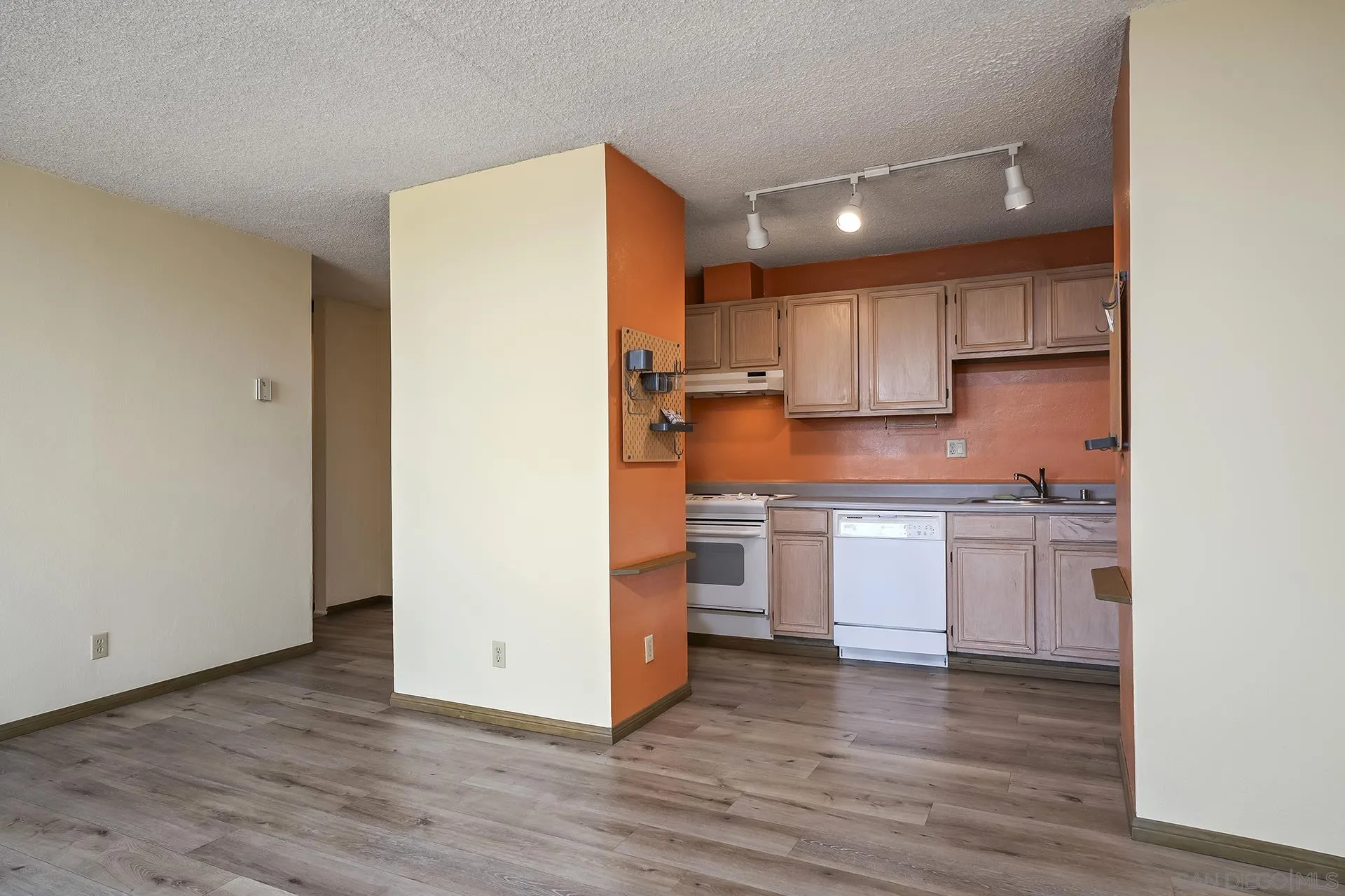 3050 Rue Dorleans Unit 429