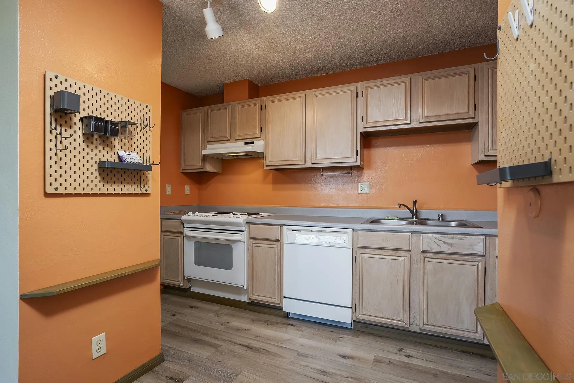 3050 Rue Dorleans Unit 429