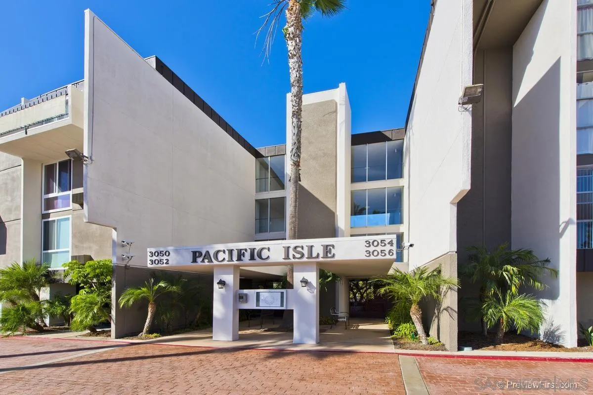 3050 Rue Dorleans Unit 429