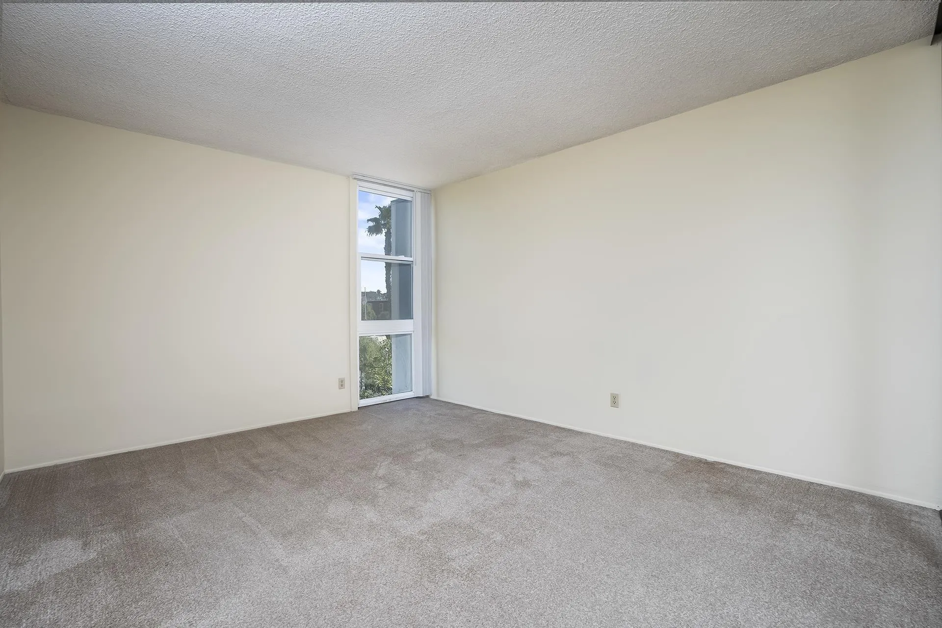 3050 Rue Dorleans Unit 429