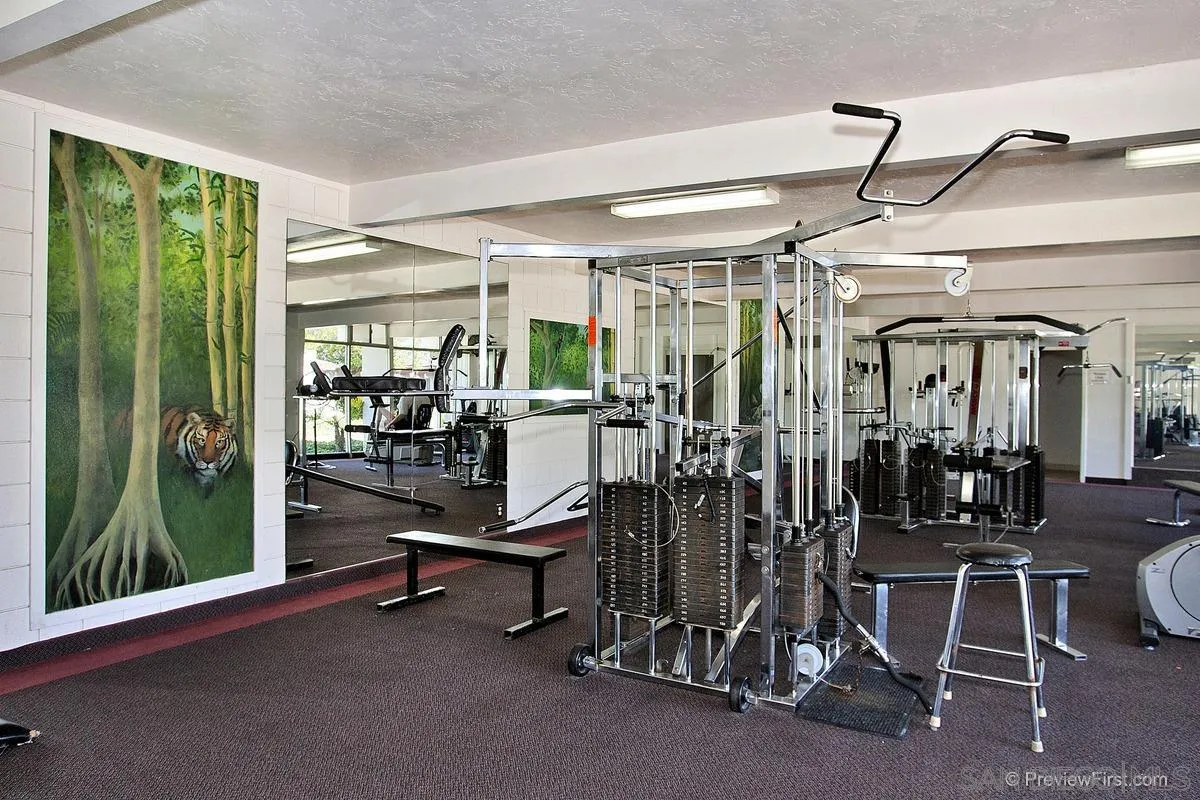 3050 Rue Dorleans Unit 429