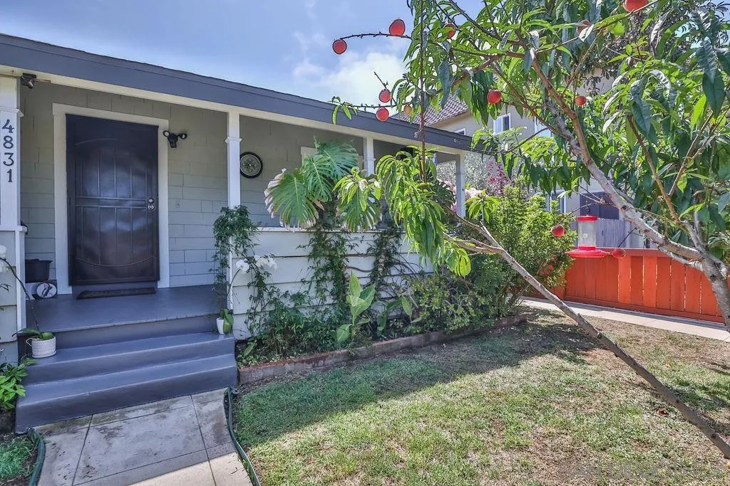 4831-35 Brighton Ave