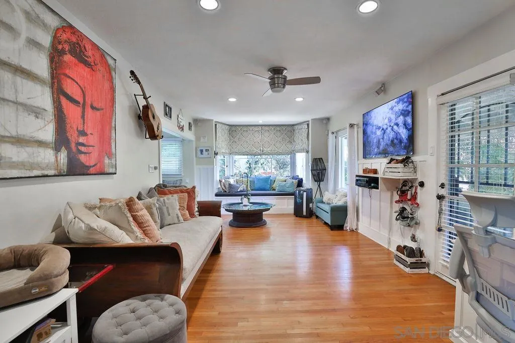 4831-35 Brighton Ave