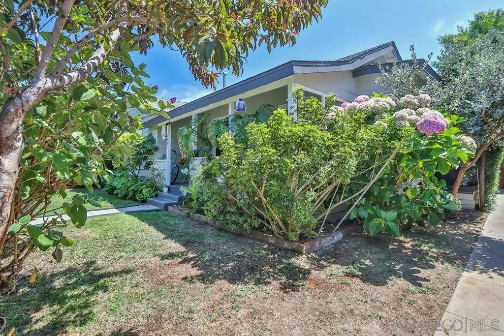 4831-35 Brighton Ave