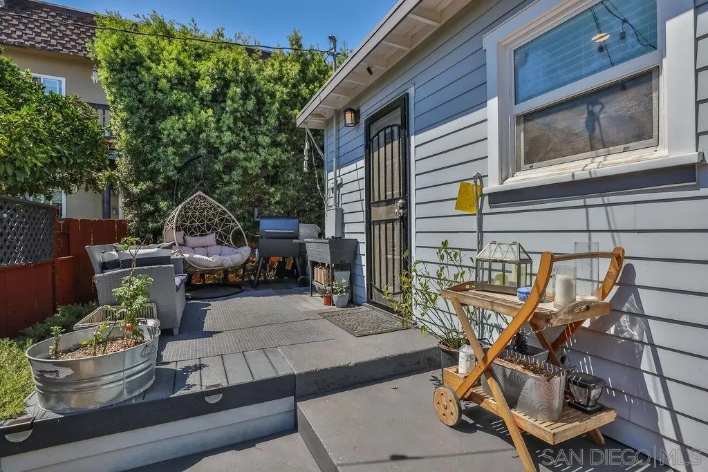 4831-35 Brighton Ave