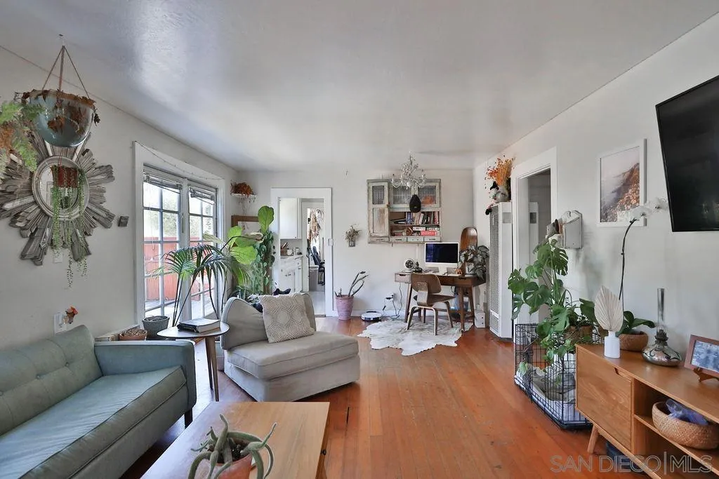 4831-35 Brighton Ave