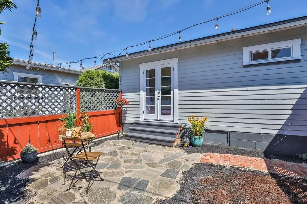 4831-35 Brighton Ave