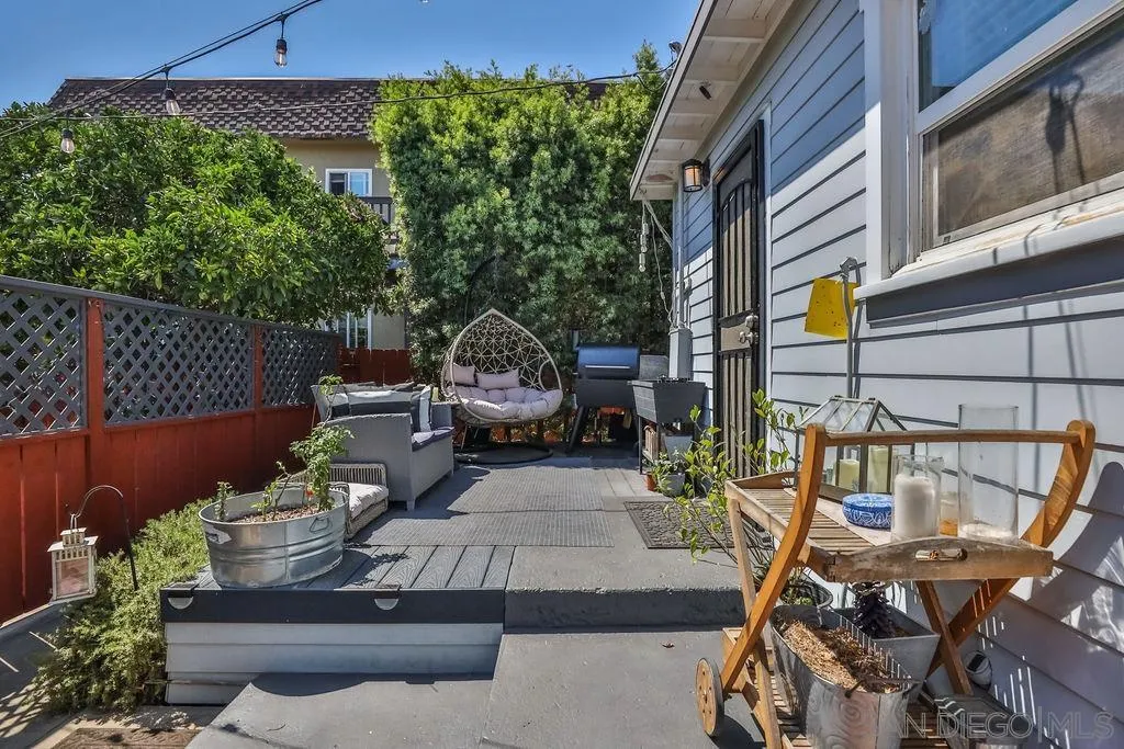 4831-35 Brighton Ave