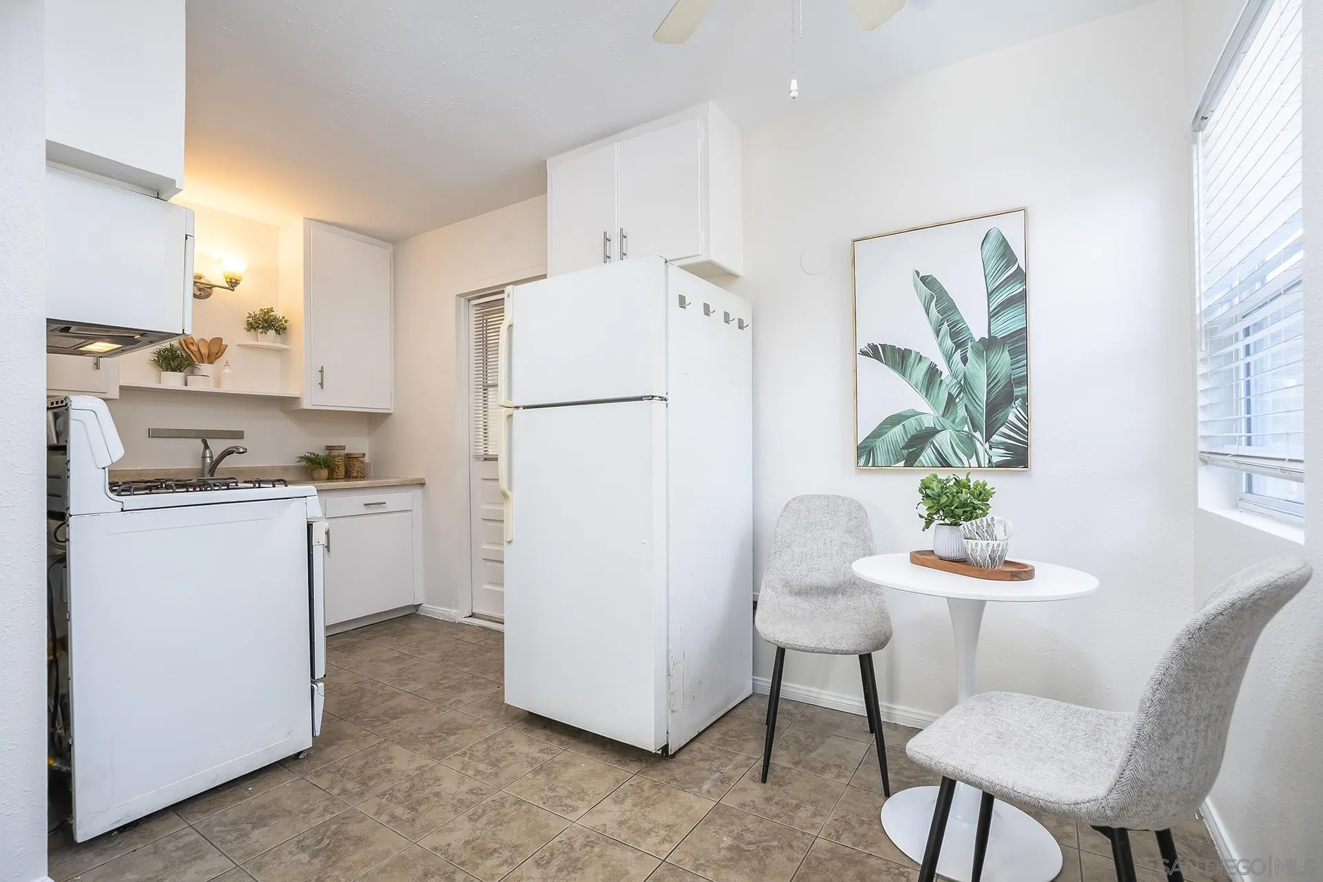 4225-4227 Whittier St