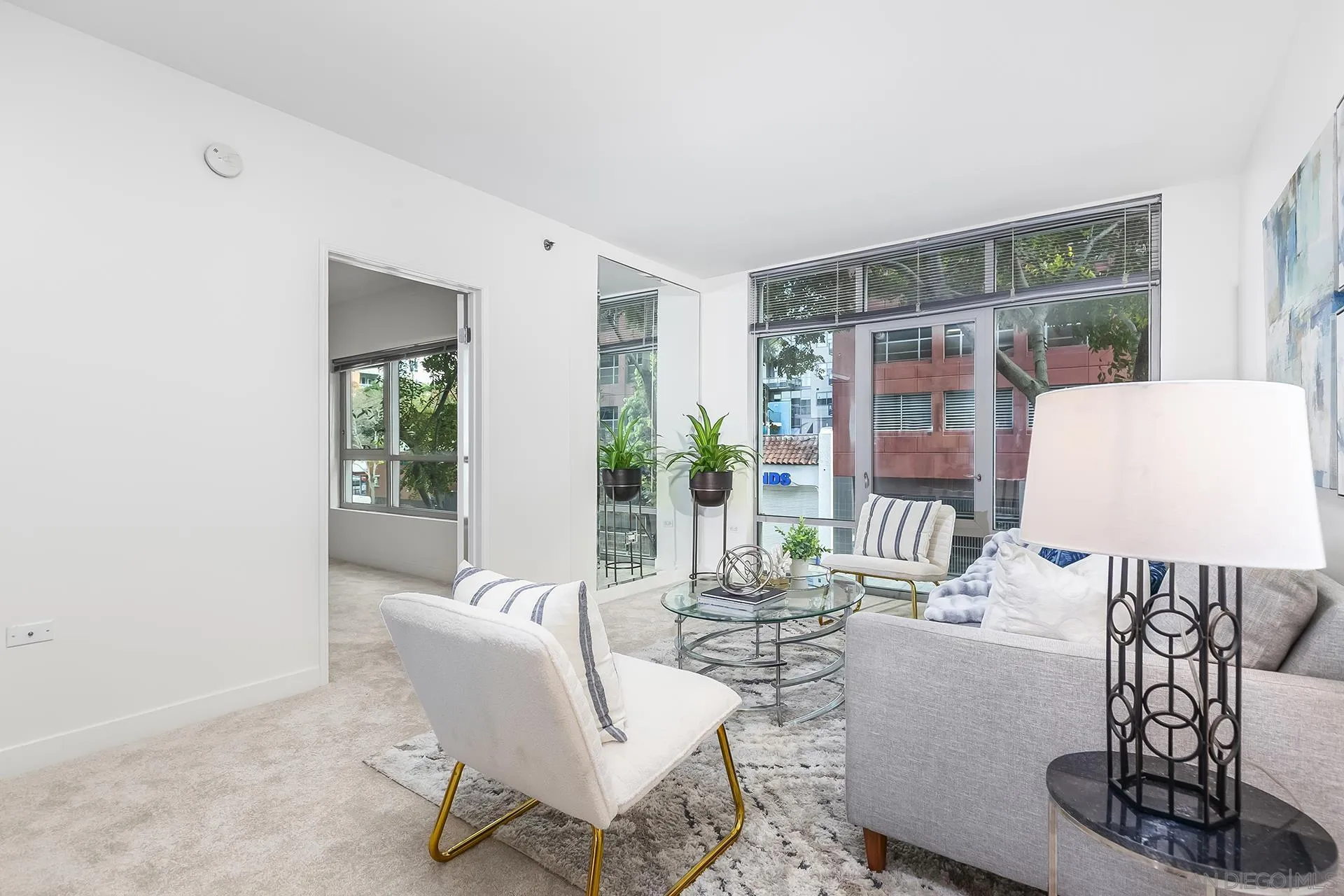 425 W Beech St Unit 327