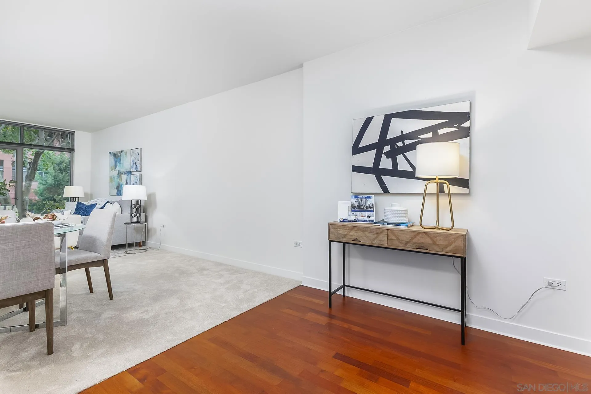 425 W Beech St Unit 327